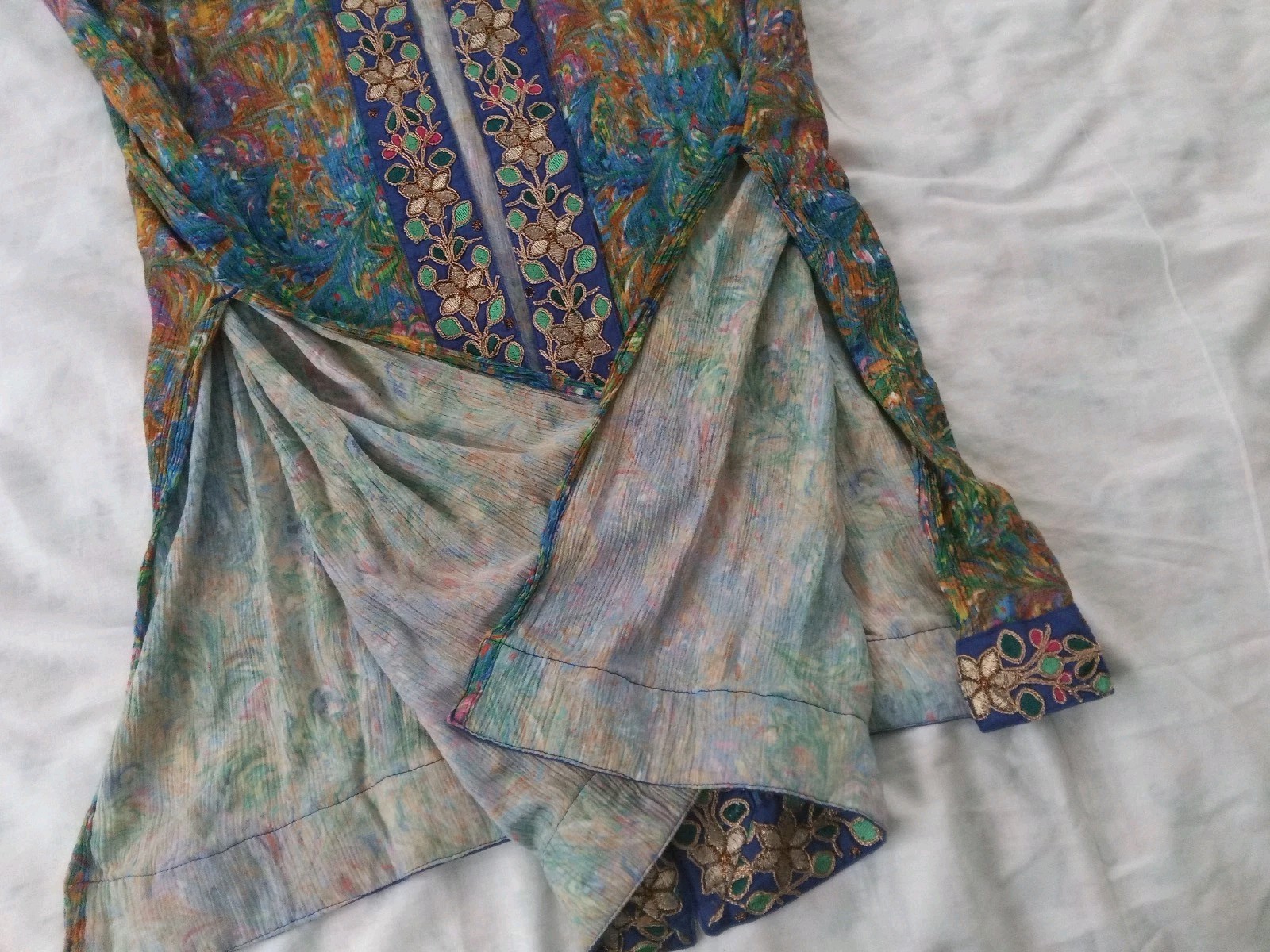 Soft Surroundings Floral Embroidered Kimono Cardigan Boho Open Front Side Slit L