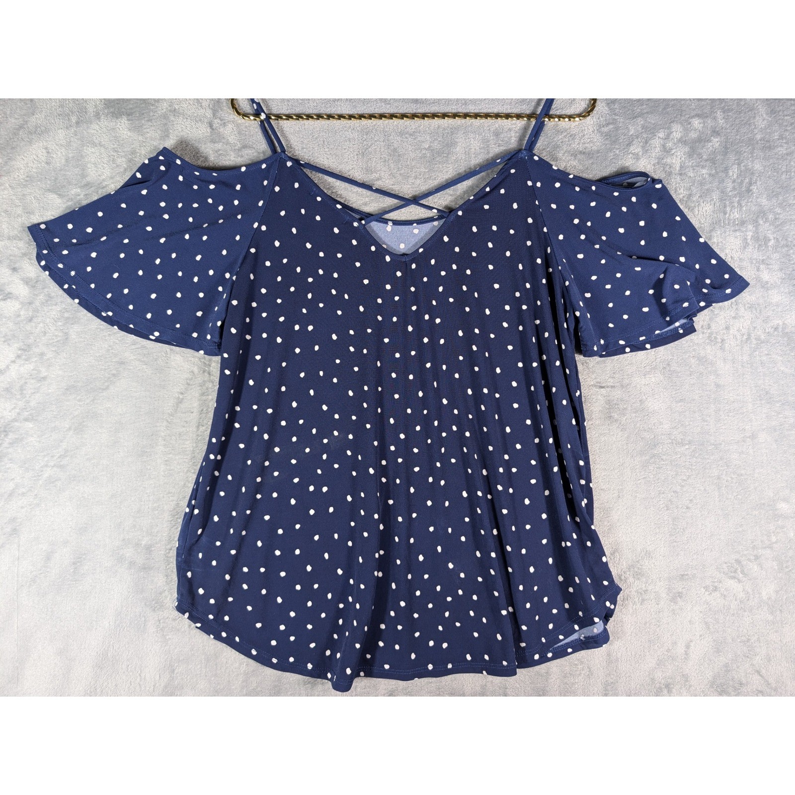 Kaileigh Womens Navy Polka Dot Cold Shoulder Strappy V Neck Top Size XL