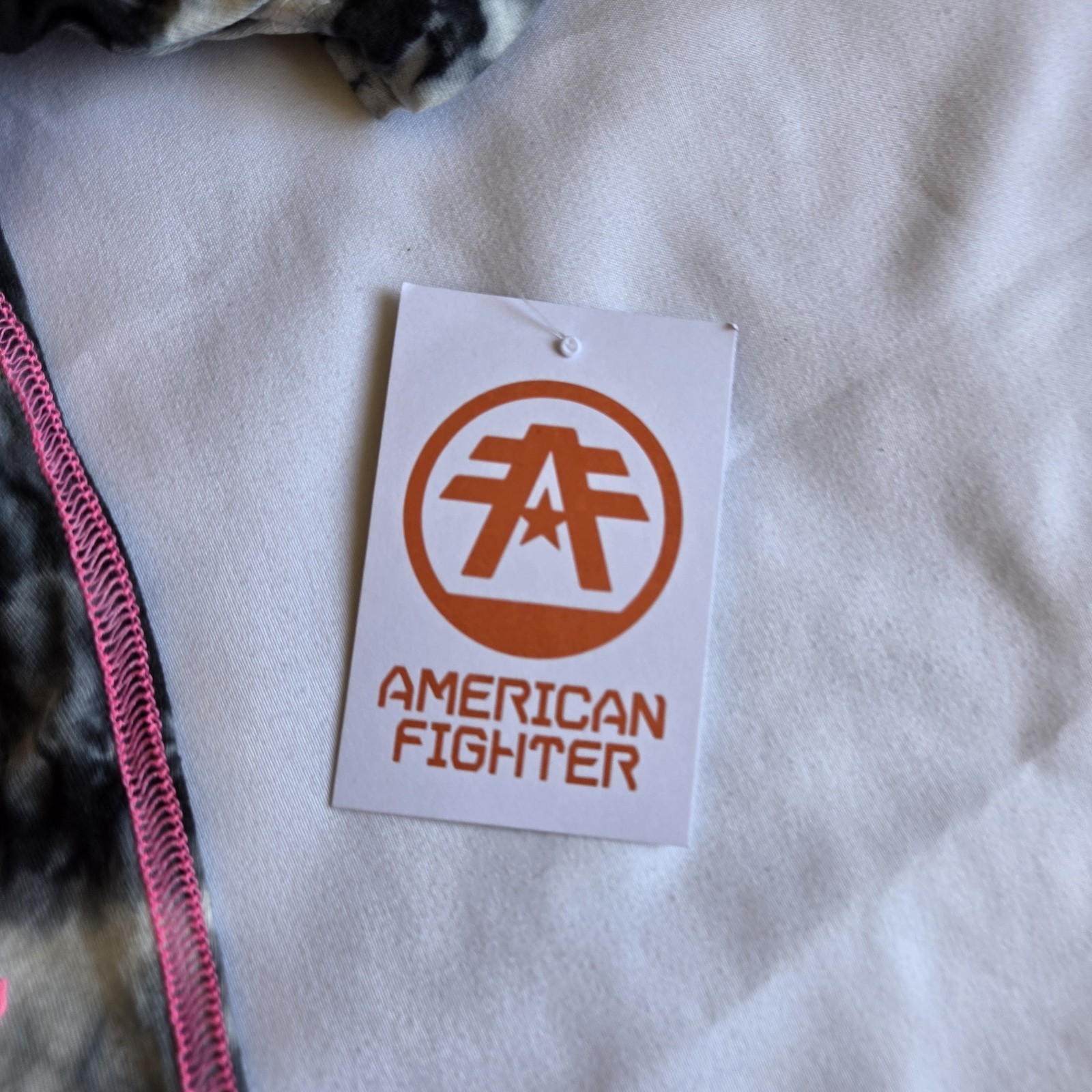 American Fighter Affliction Alaska Artisan XS S L XL Black Dyed Graphic T-Shirt