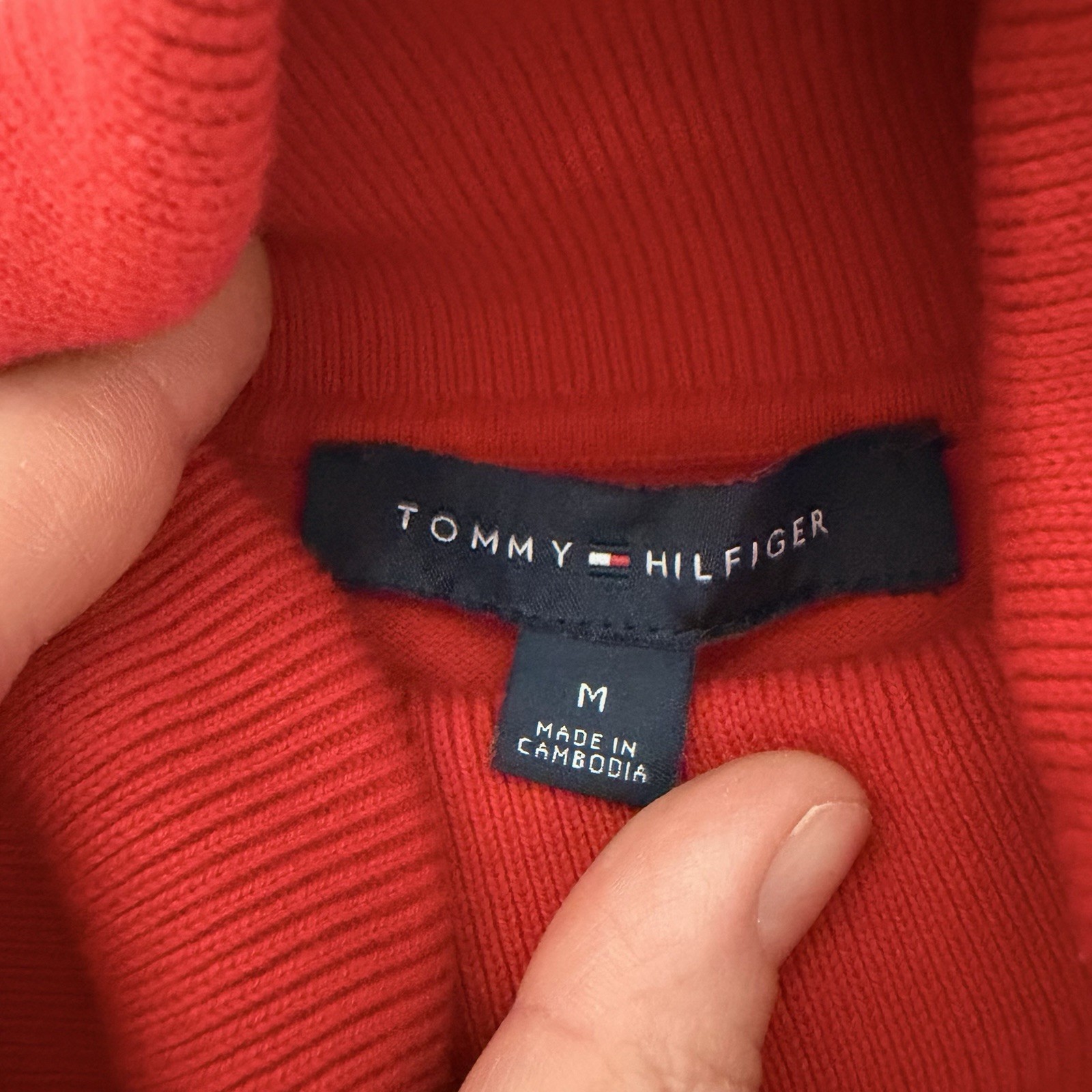 Women’s Tommy Hilfinger Red Turtleneck Size Medium Made In Cambodia