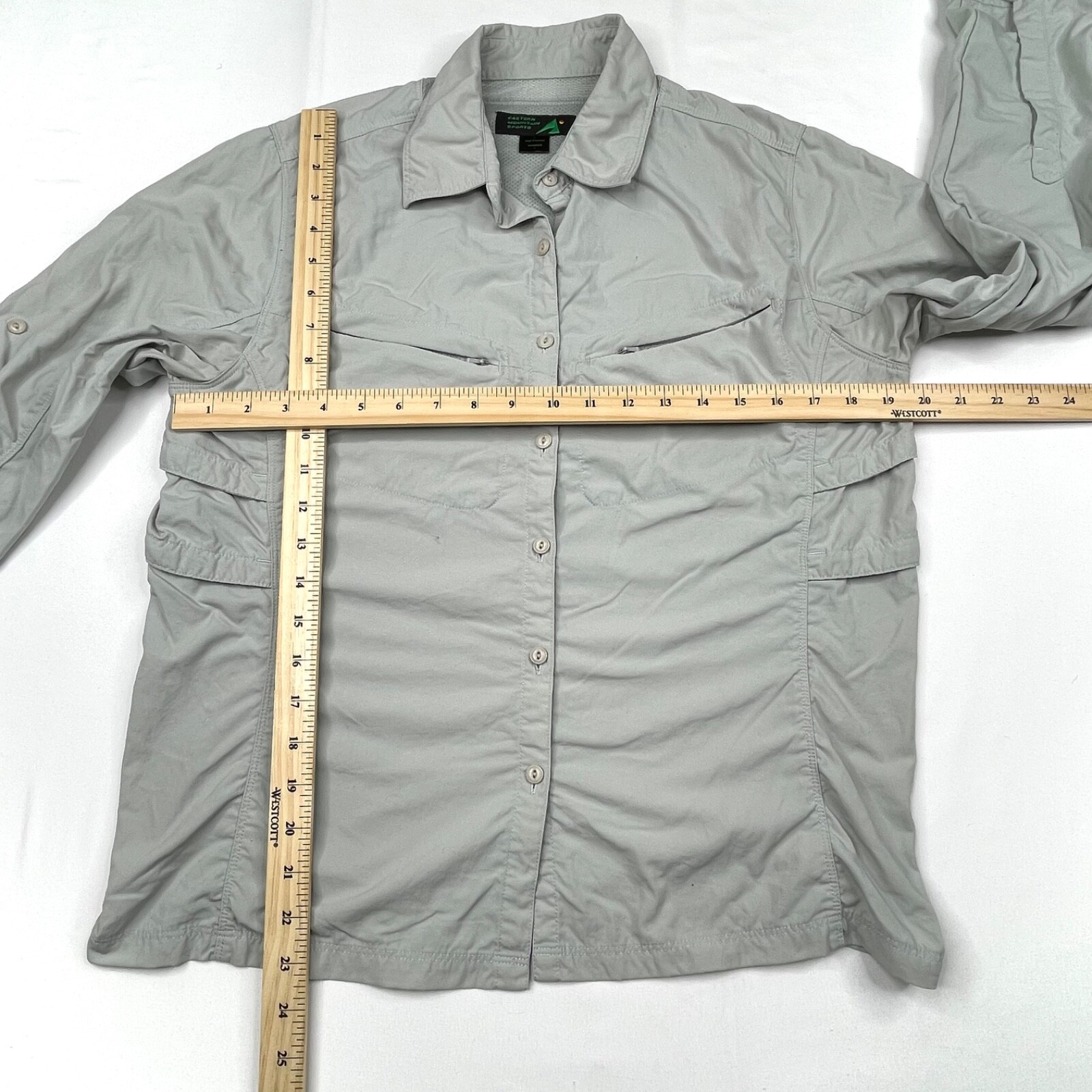 Eastern Mountain Sports Shirt Womens Large Gray Long Sleeve Button Front Vented