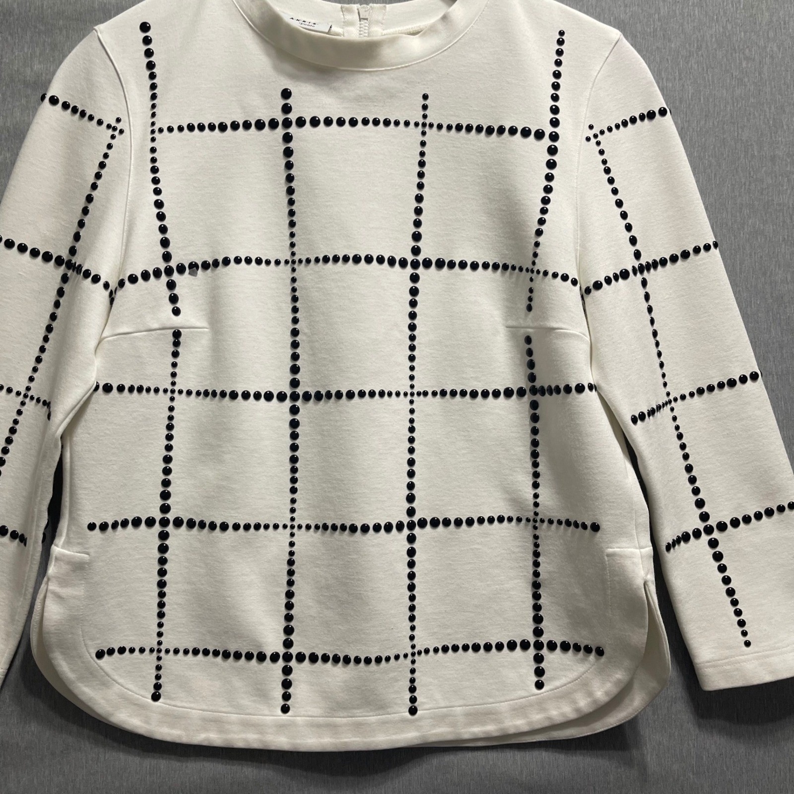 Akris Punto Womens Top Size 6 Cream White Studded Grid 3/4 Sleeve Career Luxury