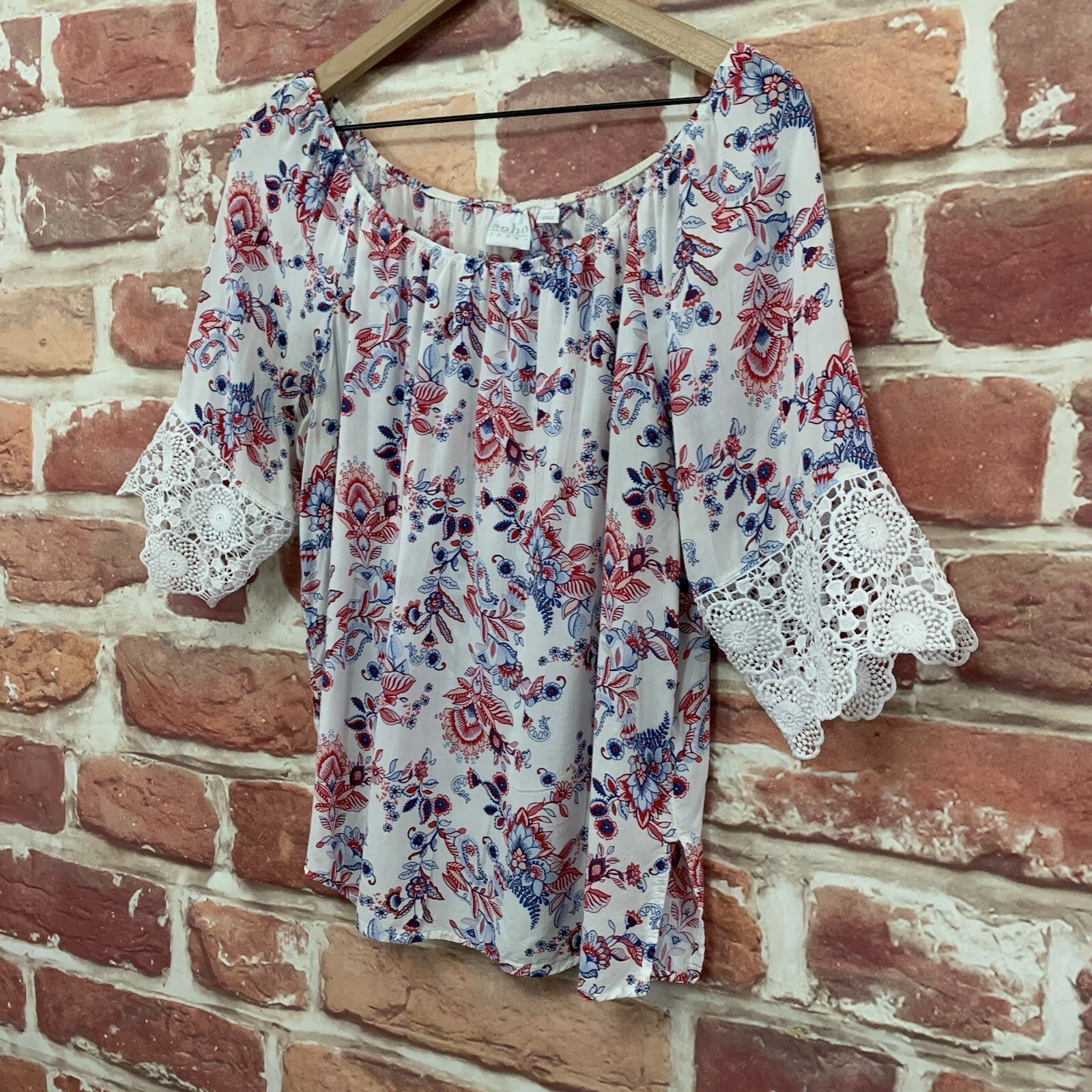 Soho New York & Company Womens Top Shirt Small Multicolor Boho Floral Popover