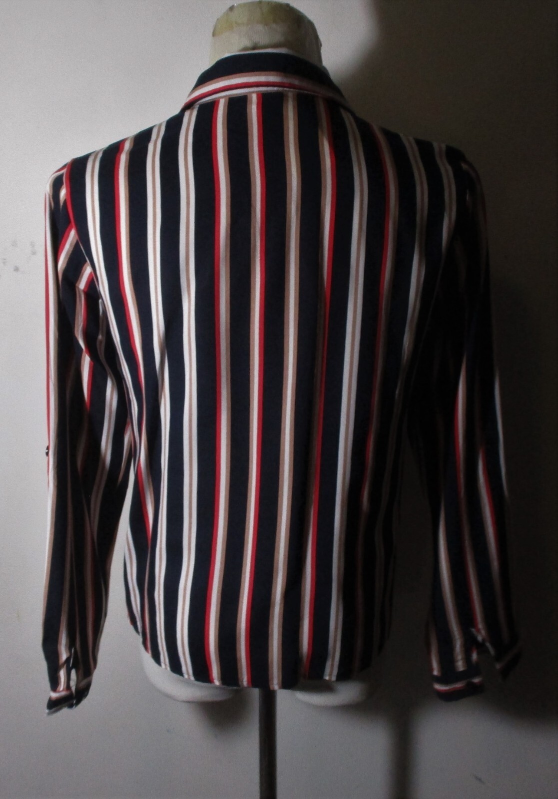 LOVE NOTES Blue Red White Long Sleeve Rayon Blouse Size M NWT