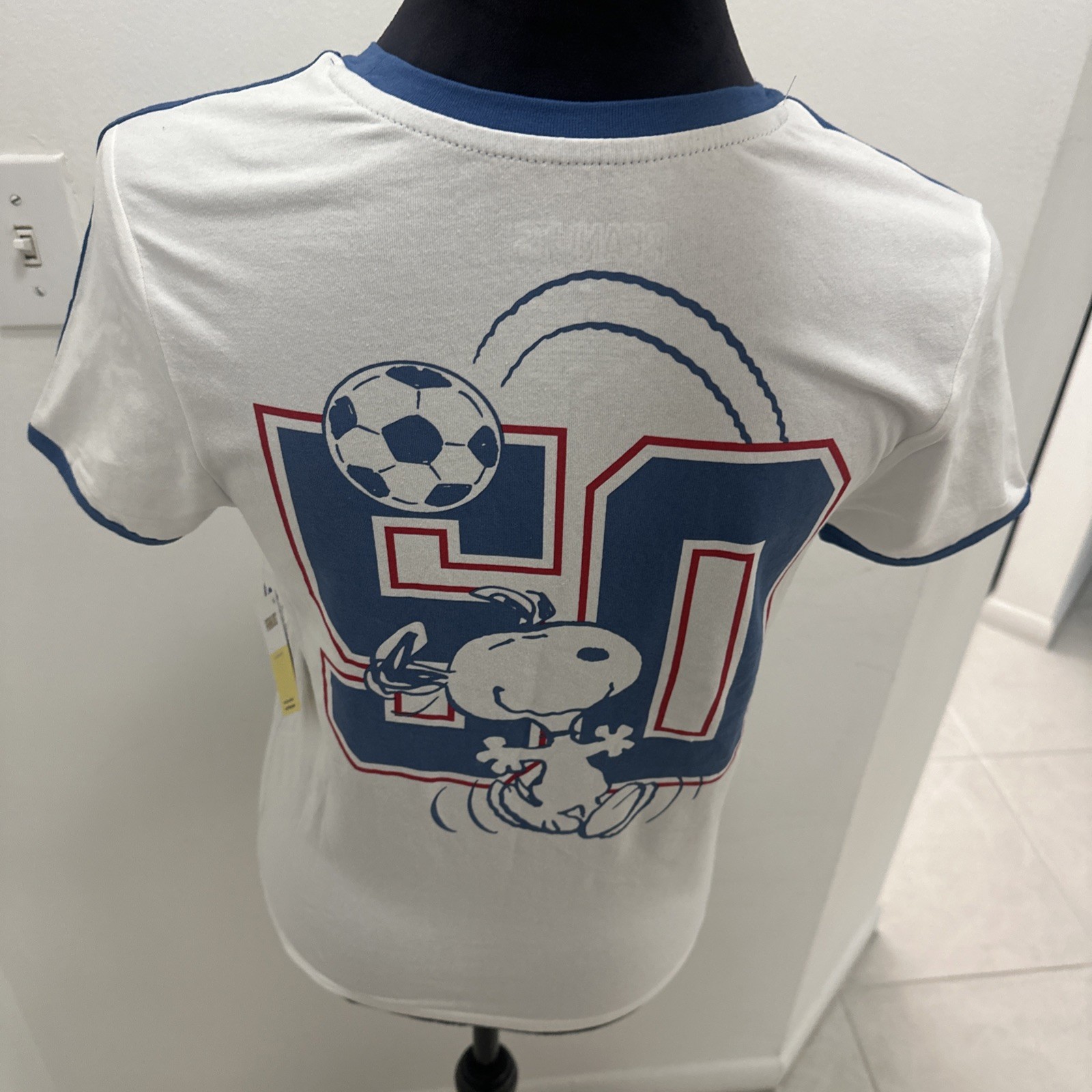 PEANUTS Women’s t-shirt Word Cup Soccer USA