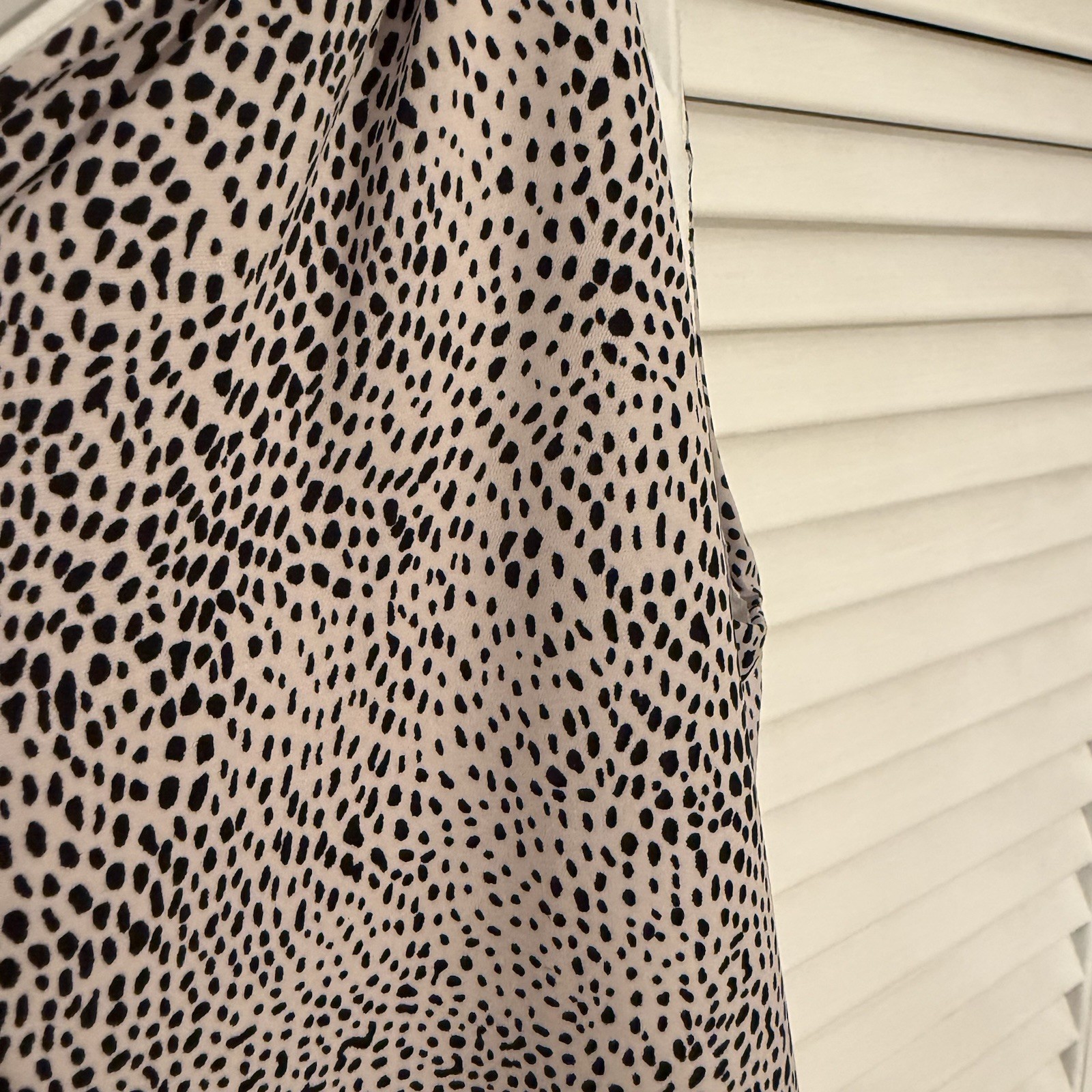 Cute Magnolia Tank Top Animal Print Blush and Black Women’s Med Layering Blouse