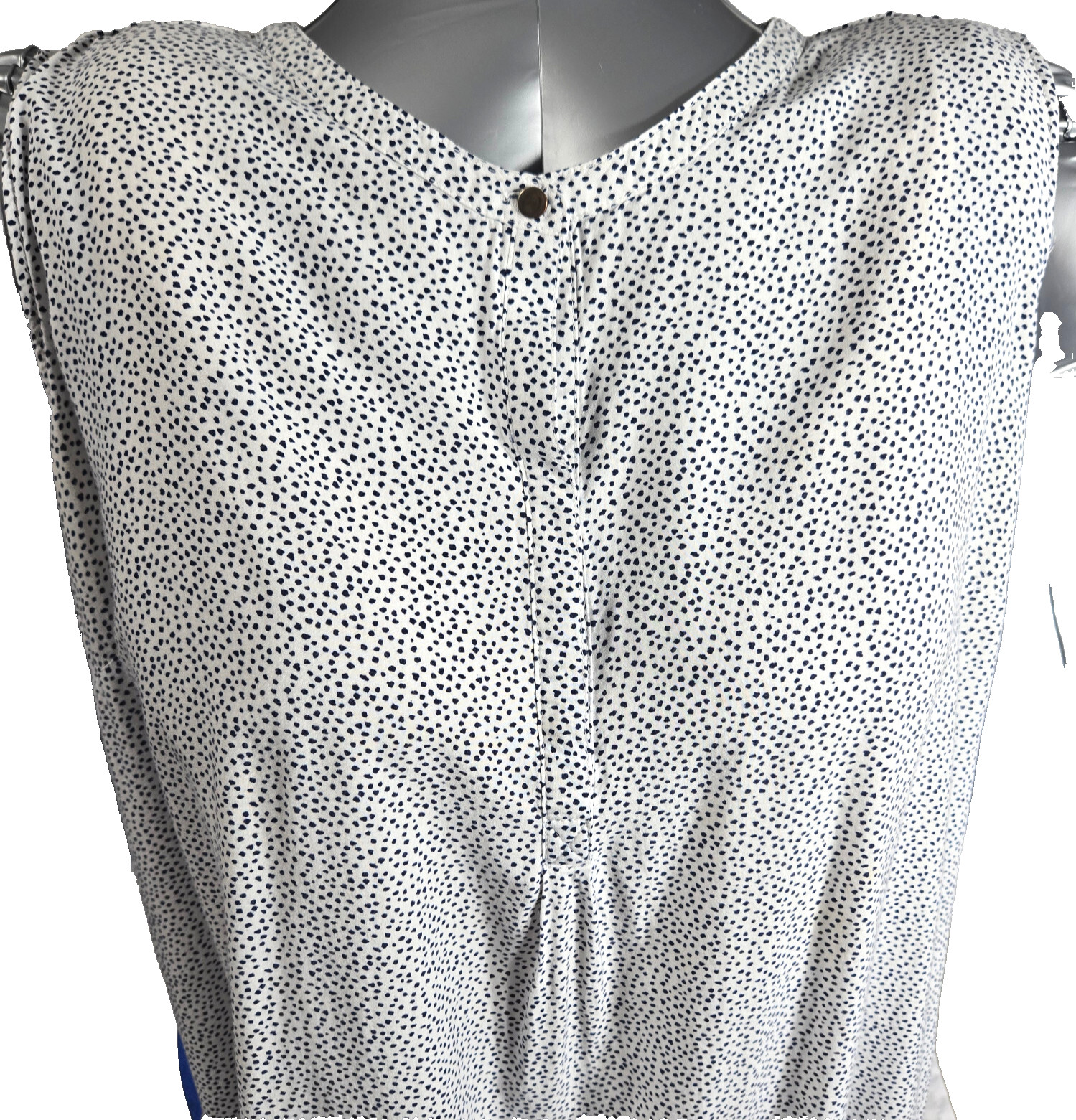 Liz Claiborne Womens Sleeveless White with Navy blue poka dots blouse XXL