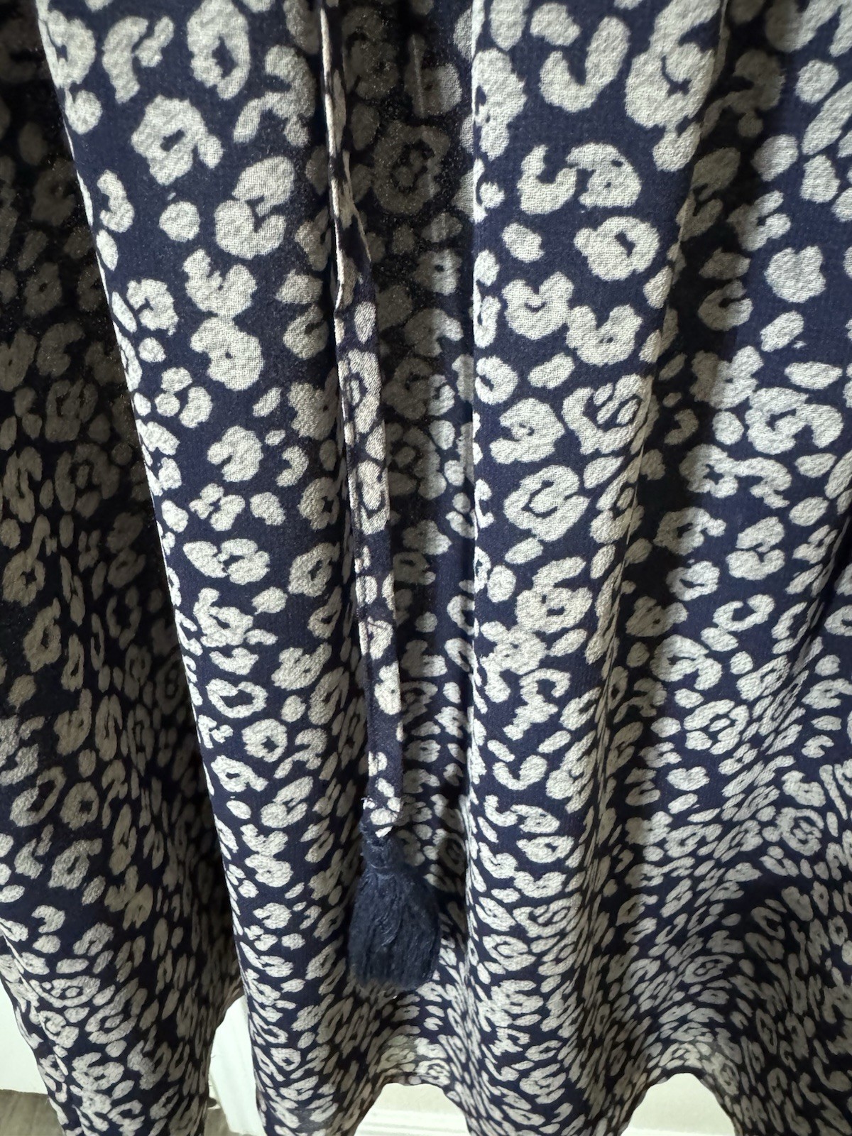 Rebecca Minkoff Blue/White Animal Print V-Neck Flutter Ruffle Blouse S