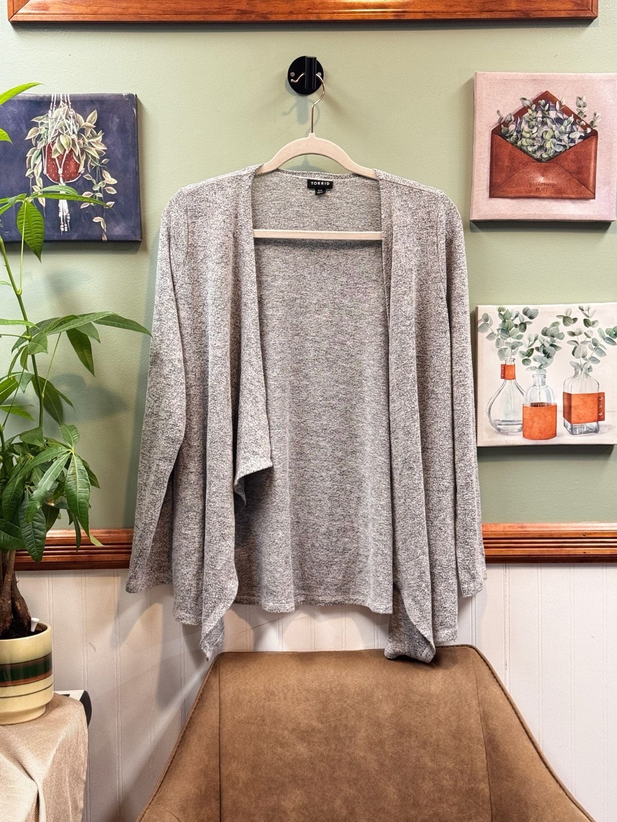 Torrid Women’s Grey Heathered Open Front Drape Cardigan Size 00