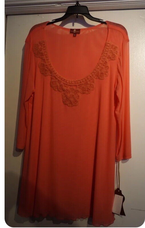 From The Heart NWT XL $99 Coral Stretch Boho Deep Scoopneck Chiffon Blouse