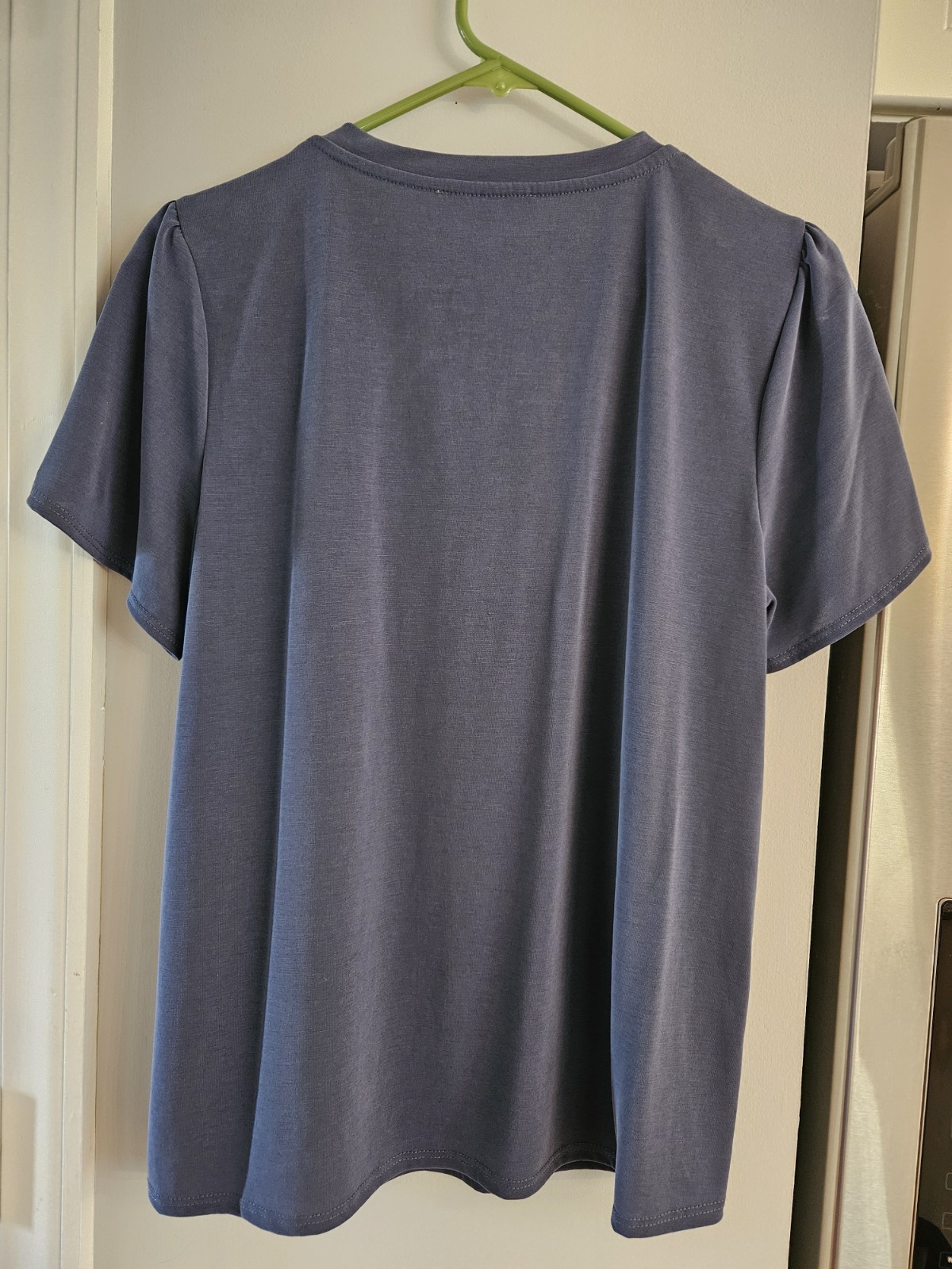 Misses Green Envelope Los Angeles, short sleeve top, dk dusty blue, size L