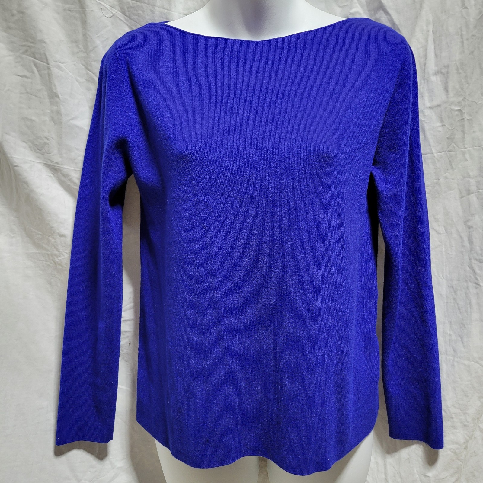 MM LaFleur Blue Scoop Neck Top Size Small Long Sleeve Shirt