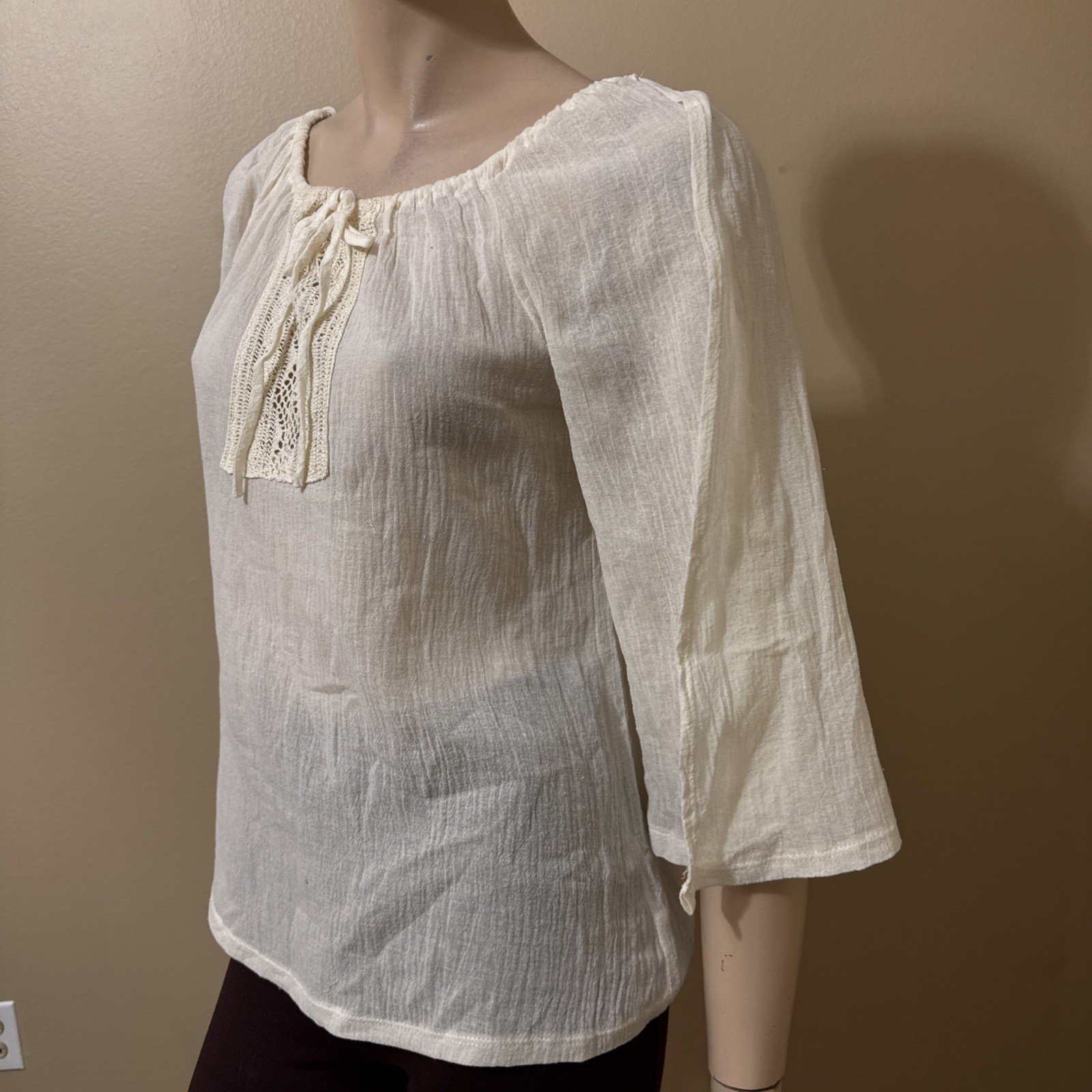 Women’s Ivory Cotton Casual Boho Lace Long Sleeve Slit Tied Size M Blouse Top