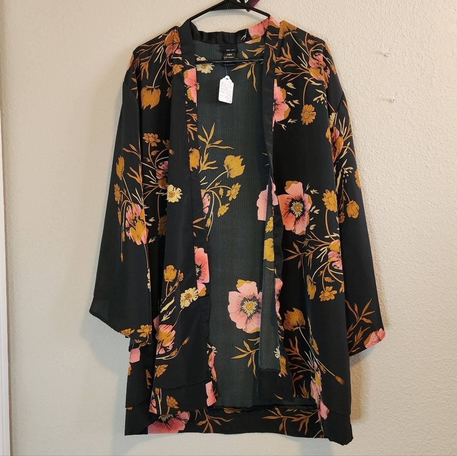 Wet Seal Black Floral Kimono Robe Top.