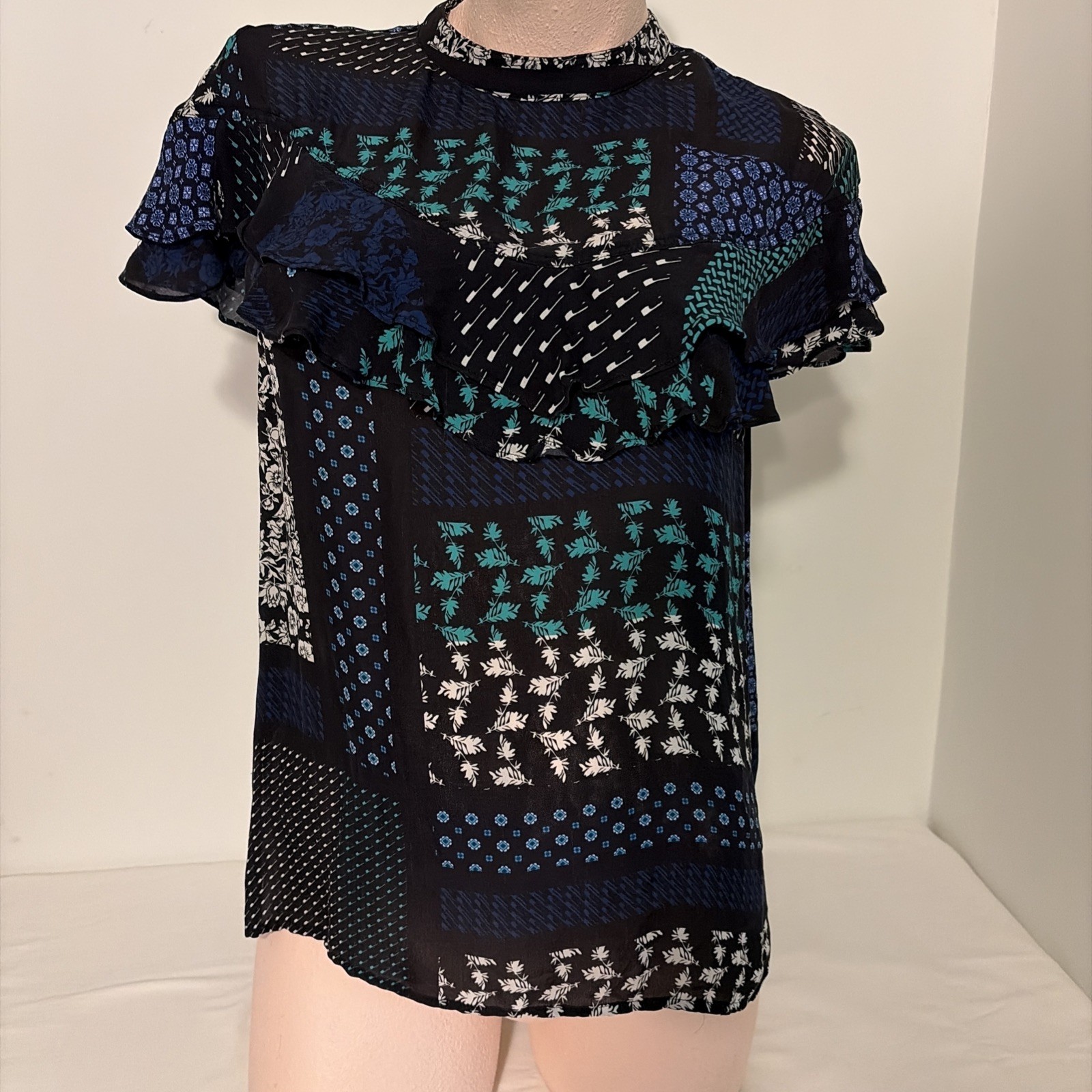DEREK LAM IO CROSBY Women’s Silk Ruffed Blouse Sz 4 geometric botanical pattern