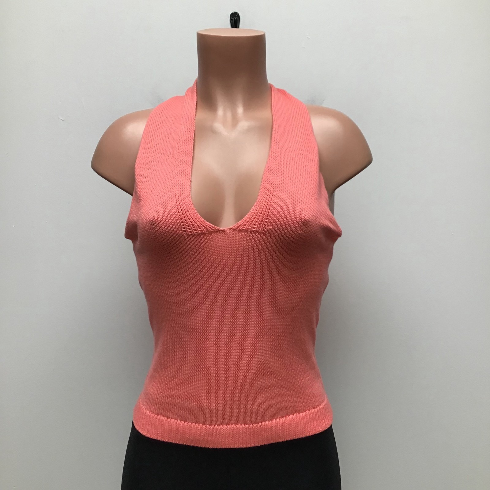 525 America Revolve Open Back Halter Top Womens Pink Berry Sweater Medium NWT