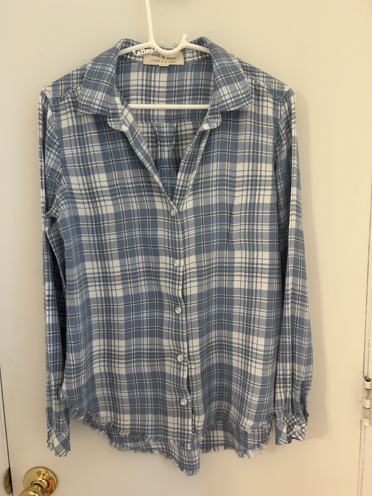 Cloth And Stone Light Blue Checkered Frayed Blouse 100% Rayon Size M