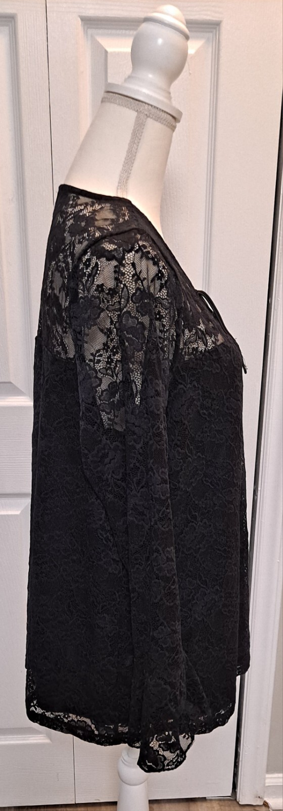 Lane Bryant Size 14/16 Black Lace Gothic Romantic L. Sleeve Ruffle Accent Shirt
