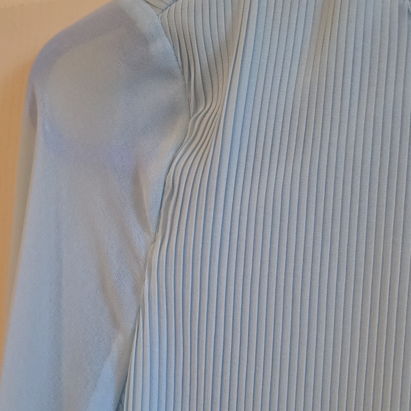 Calvin Klein Blue Solid Polyester Pleated High Neck Ruffle Blouse Long Sleeve M