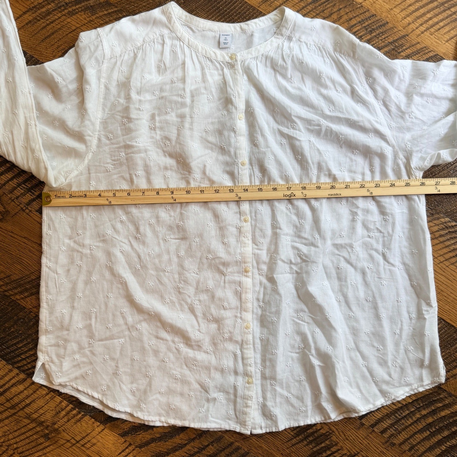 Old Navy White Eyelet Button Down Blouse XL Tall Cottagecore Boho Floral Top