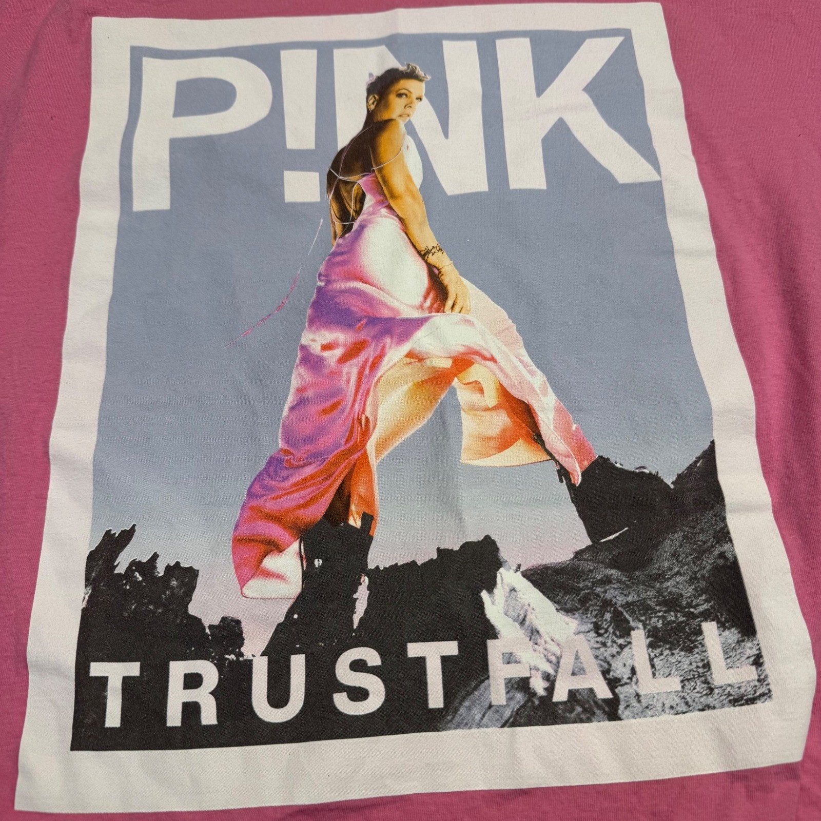 PINK concert Trustfall Graphic T Shirt Pink XL Cotton band tee