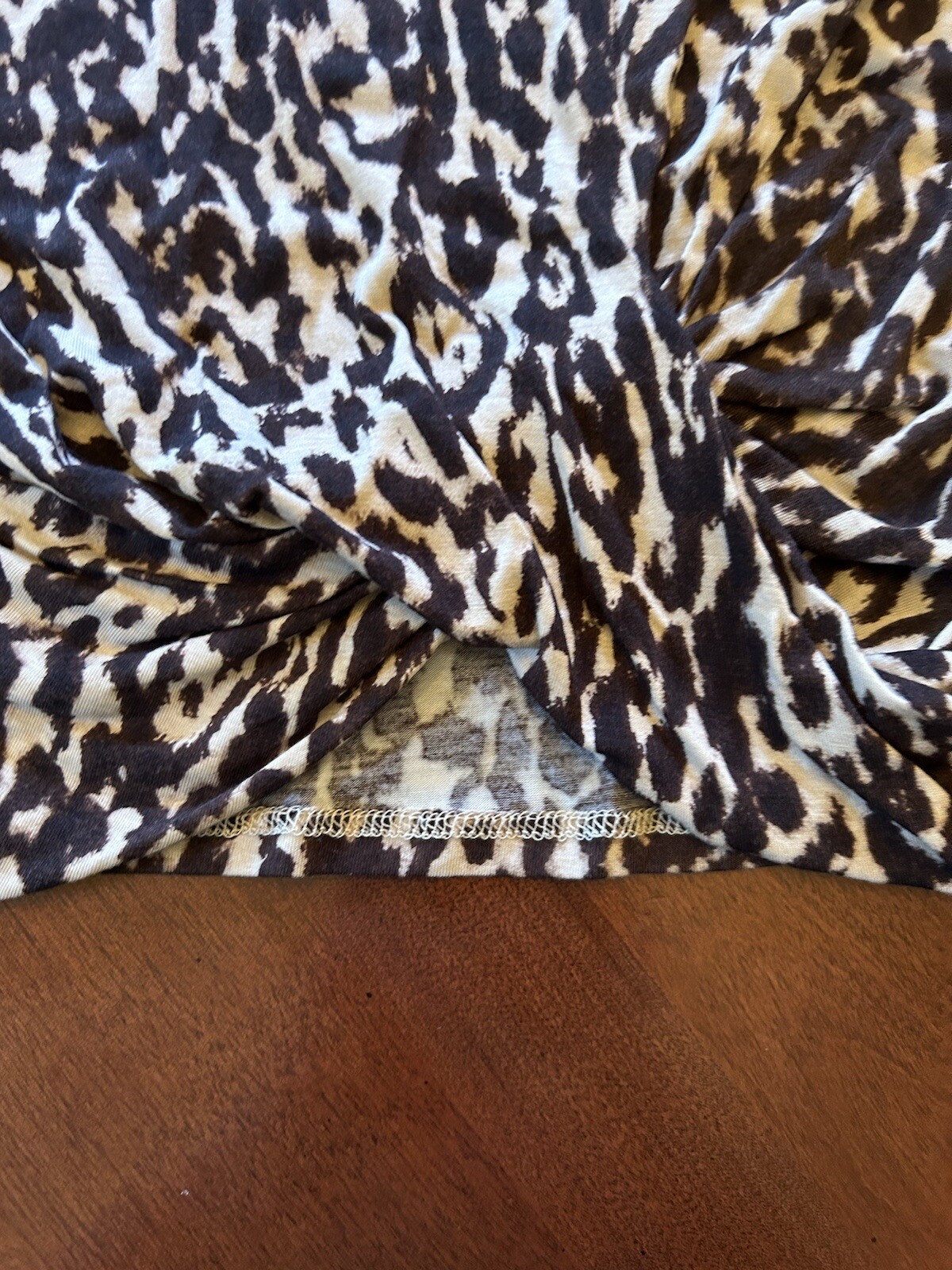 NWT Dynamite Leopard Print Short Sleeve T-Shirt Knot Front Size: Small