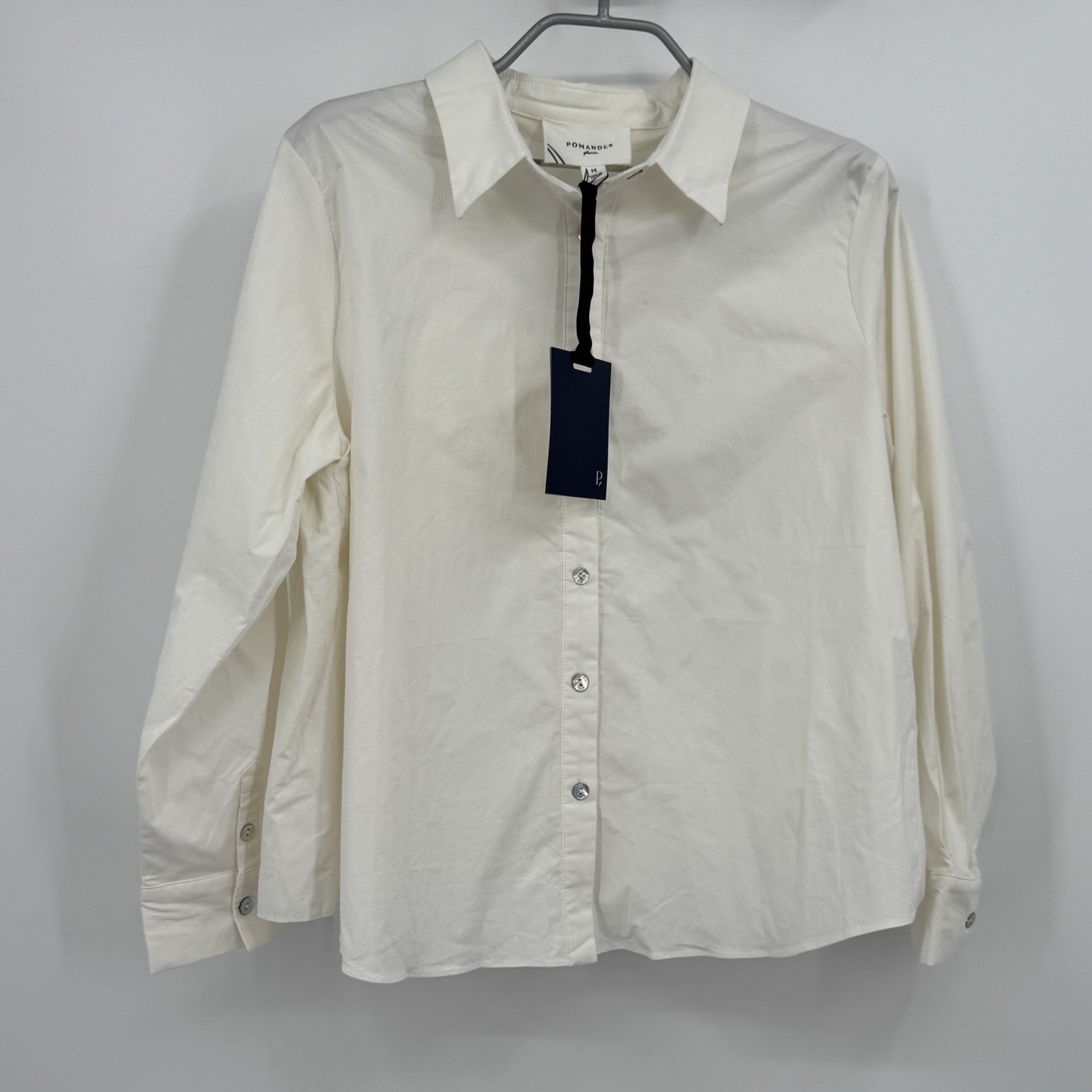 Pomander Place by Tuckernuck White Jade Pleated Button Down Shirt size M Medium