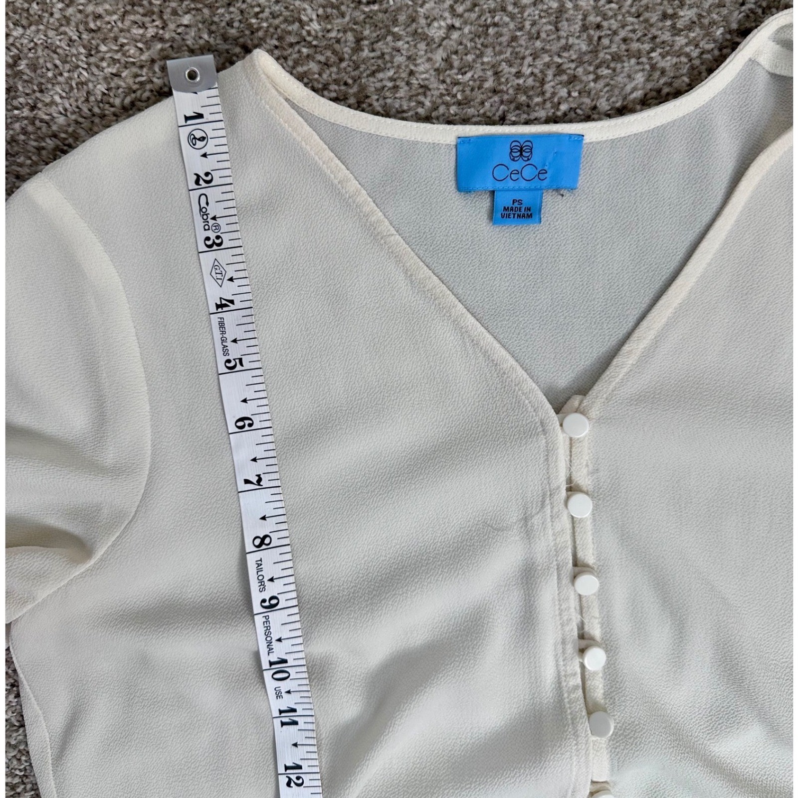 CeCe Women Ivory Ruffle Sleeve V-Neck Button Front Blouse Cream capsule basic PS