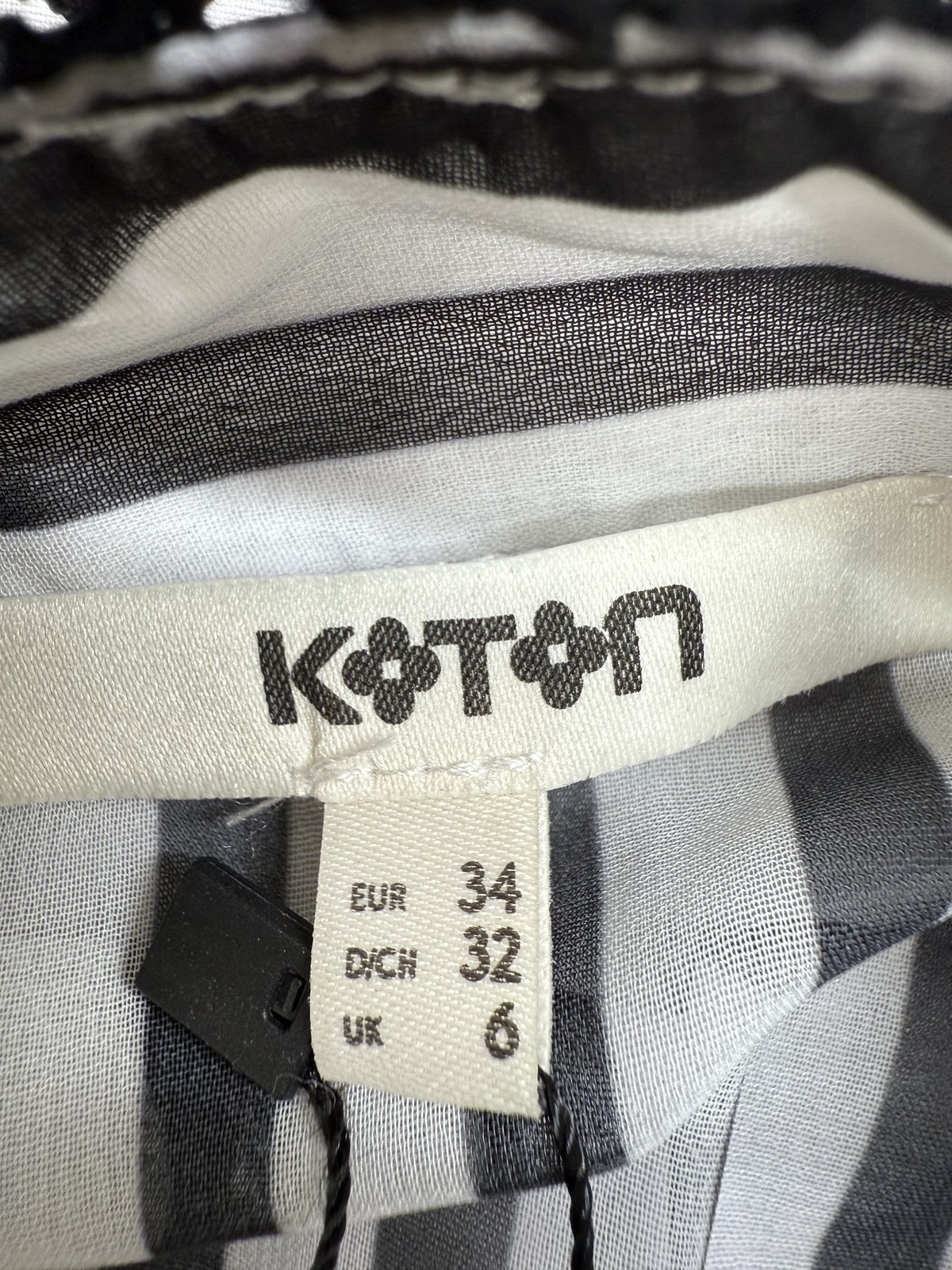 Koton Black White Striped Button-Down Blouse Long Sleeve EUR 34