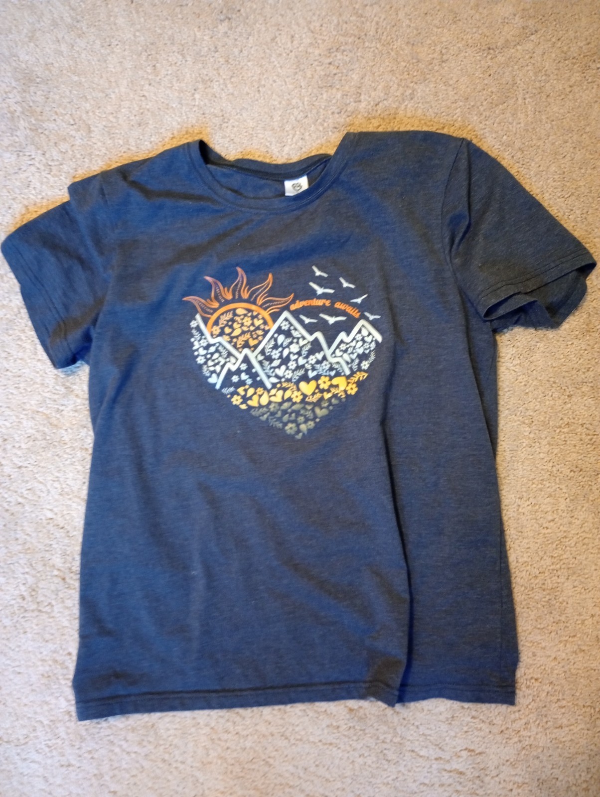 Women’s Graphic Tshirt Adventure Awaits Size Medium