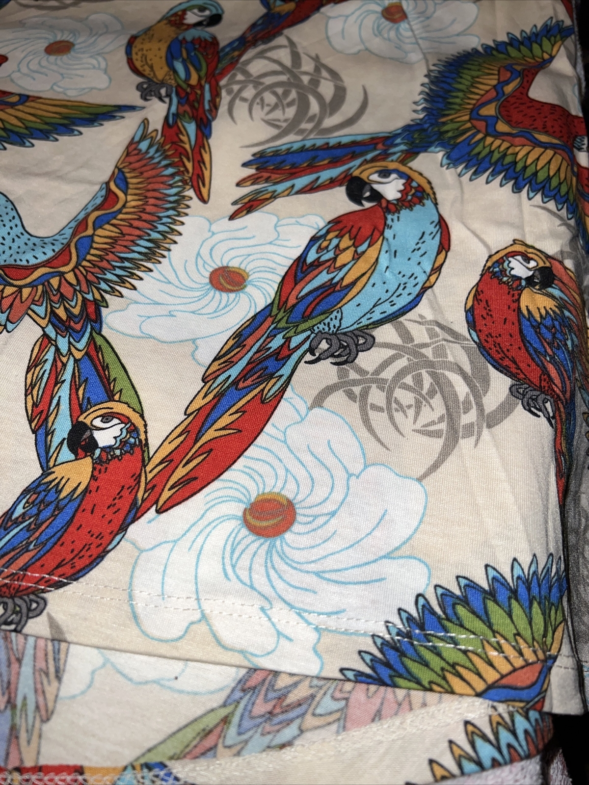 NEW Lularoe Classic T Shirt Top Tan Parrot Floral Tropic 🦜 3XL 26/28 24/26 3X