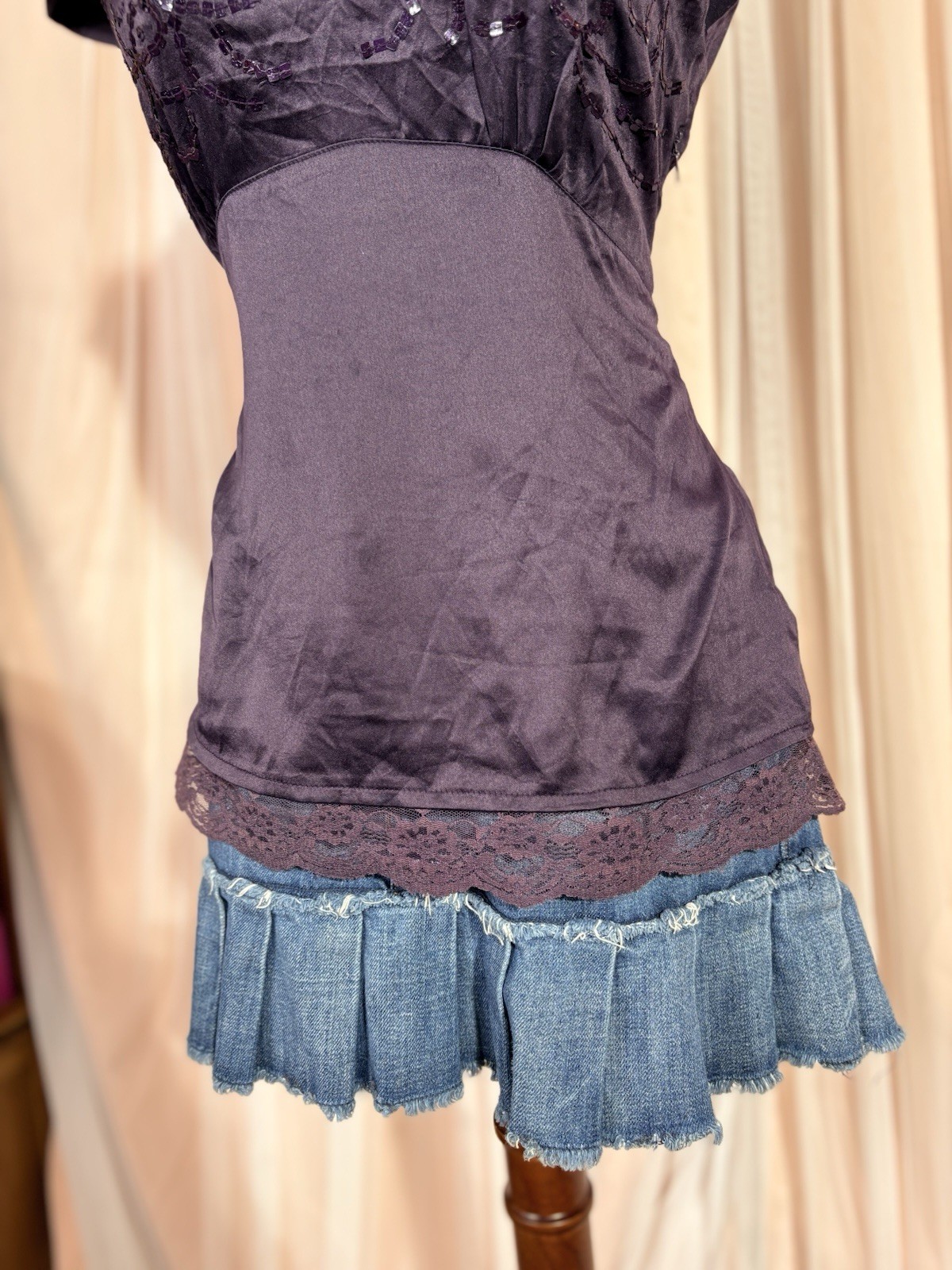 Vero Moda Purple Satin Sequin Lace Top Medium Y2K Deep V Neck Whimsigoth
