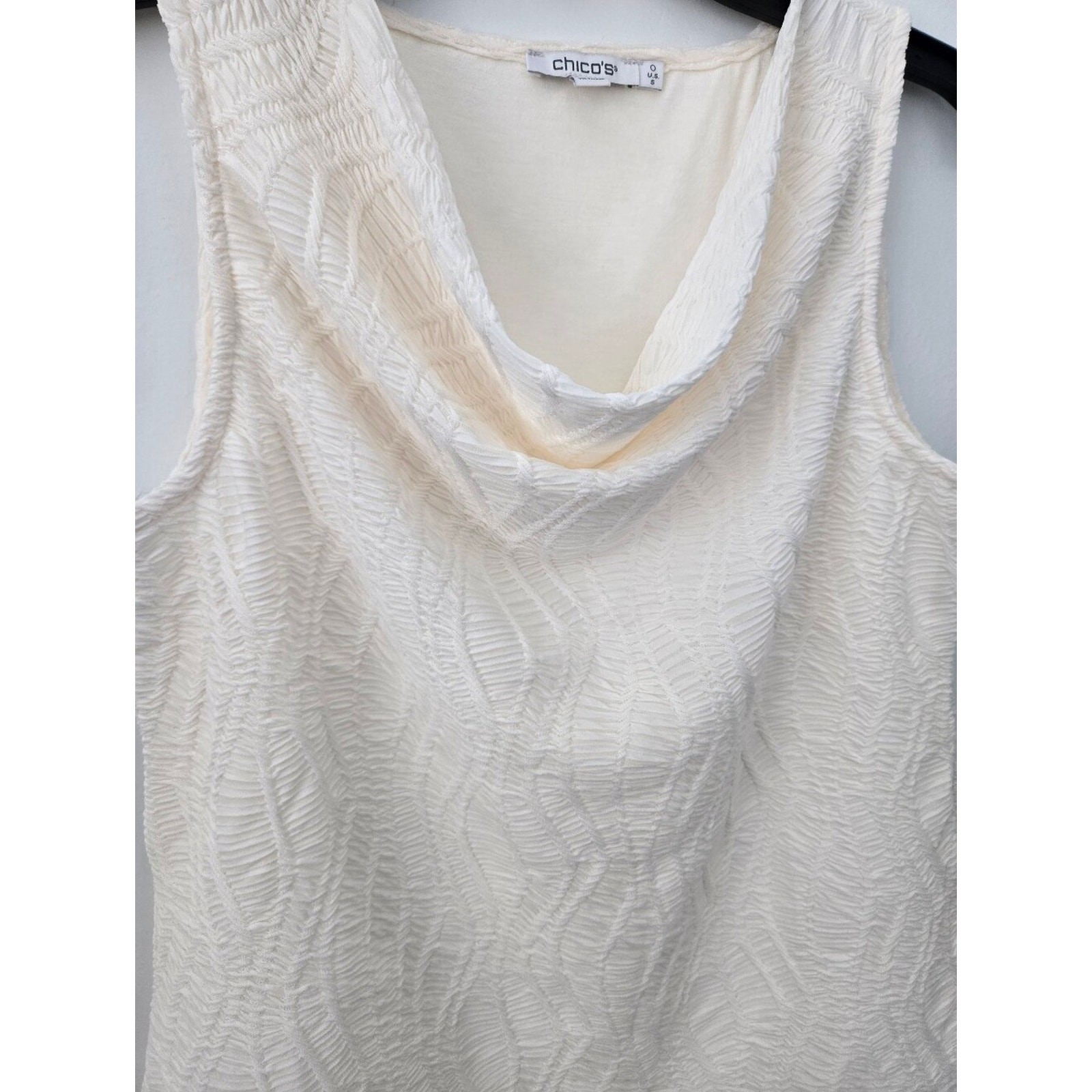 Chico’s Cowl-Neck Tank. Super soft jacquard-knit fabric. Ivory. Small