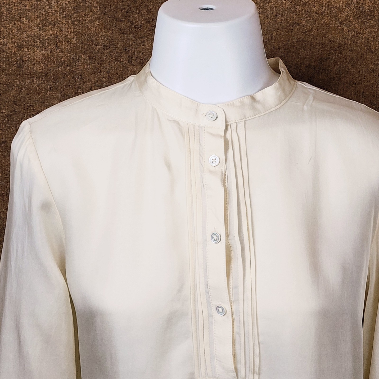 NWT Banana Republic Heritage Collection Blouse Vegan Silk Cupro Crepe Beige S