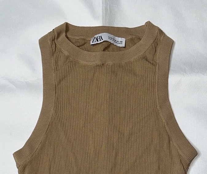 Preowned- Zara High Neck Stretch Tank Top Womens (Size XL)