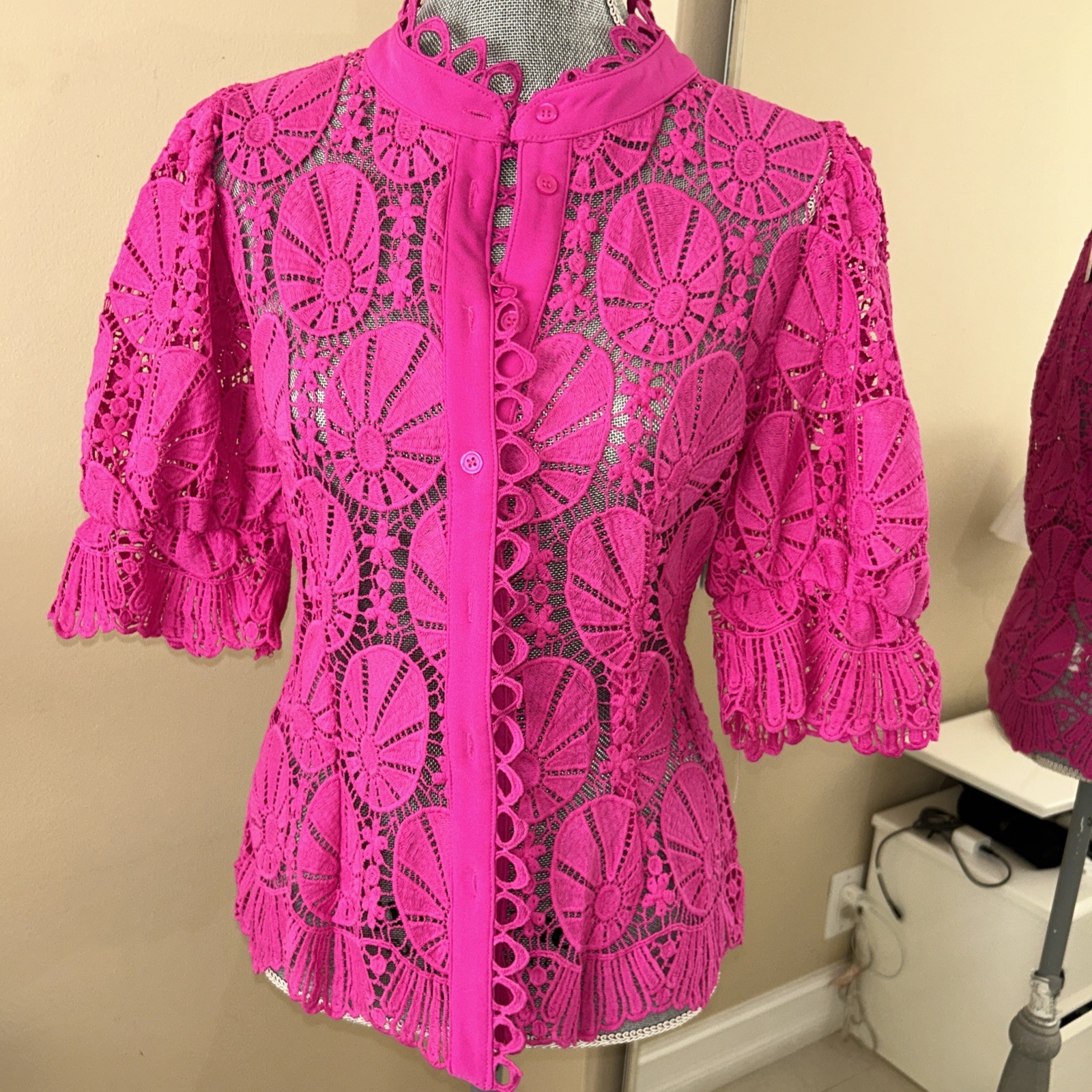 Women’s Pink Lace and CroshjaedBlouse Size Medium New with Tags