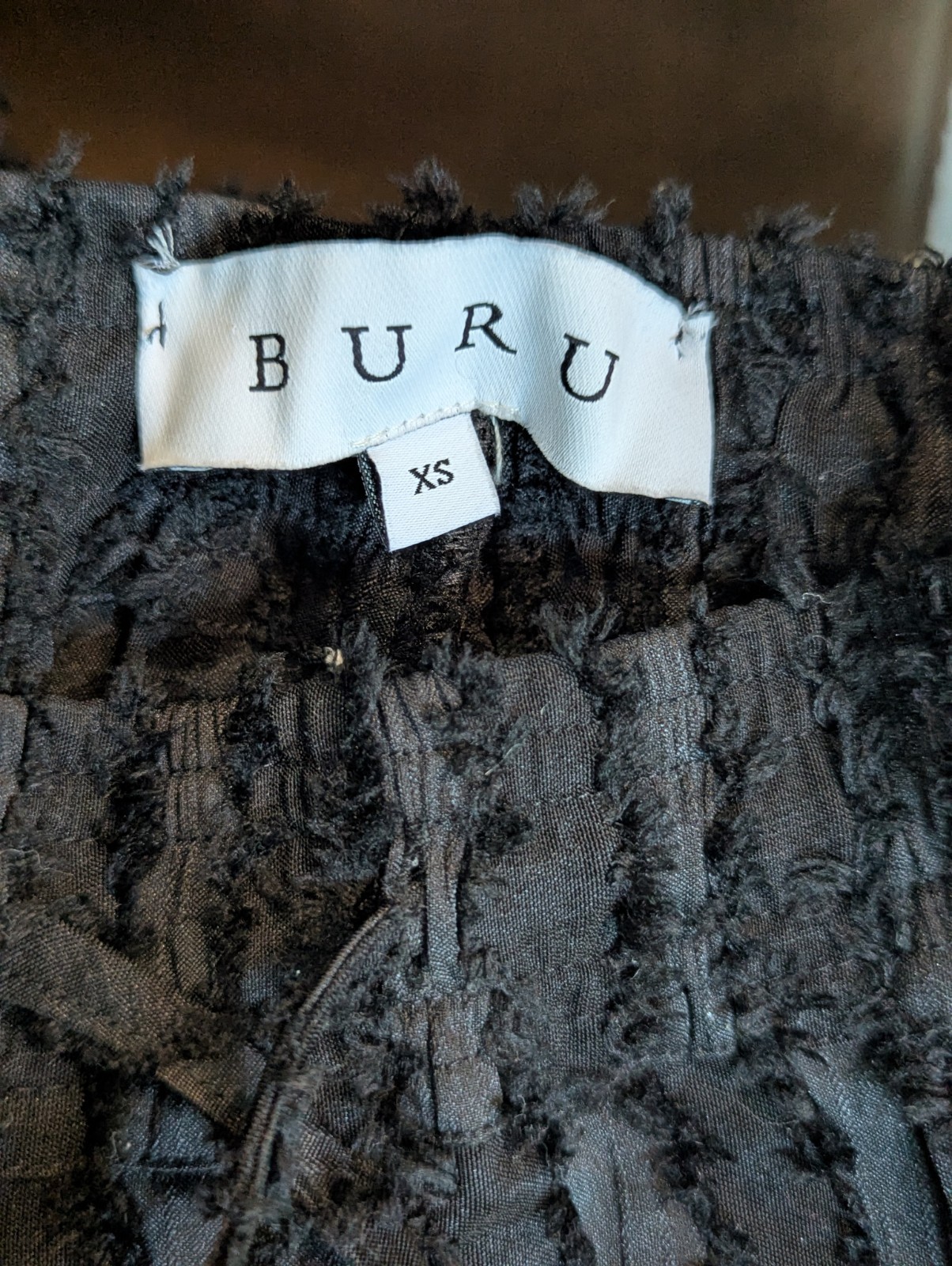 BURU XS Women 2pc Black Eyelash Fringe Ruffled Neck Button Closure Flowy Cuffed