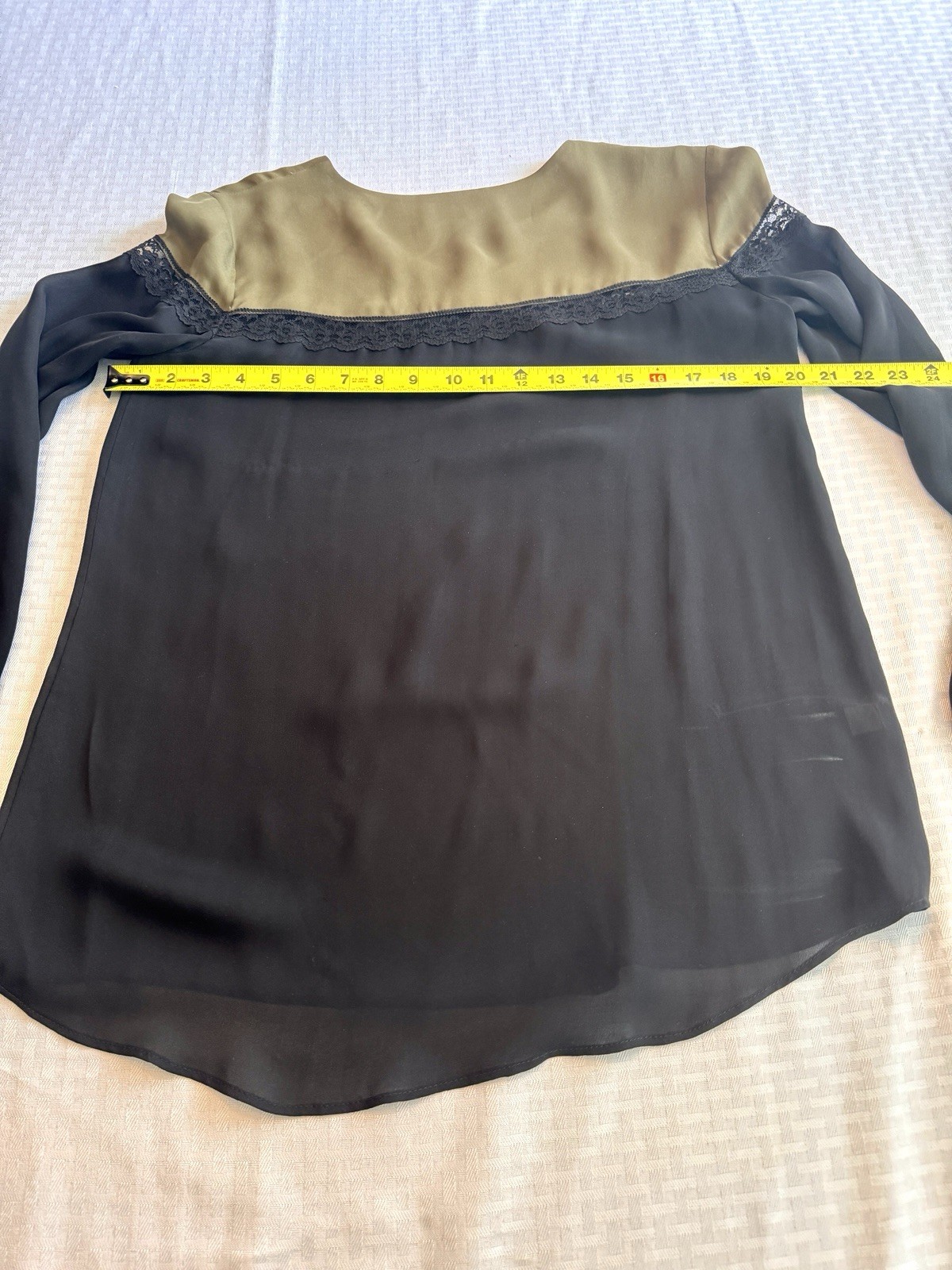 Nonoo New York 100% Silk Lace Trim Blouse Black Olive Tan Size 10 Made in USA