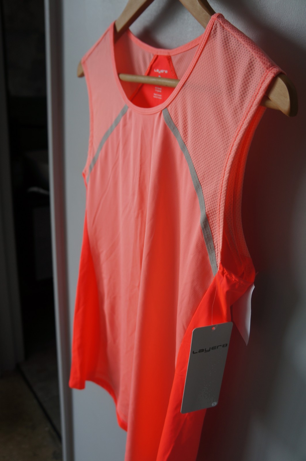 Layer 8 Florescent Gym/Running T/Vest Top – BNWT
