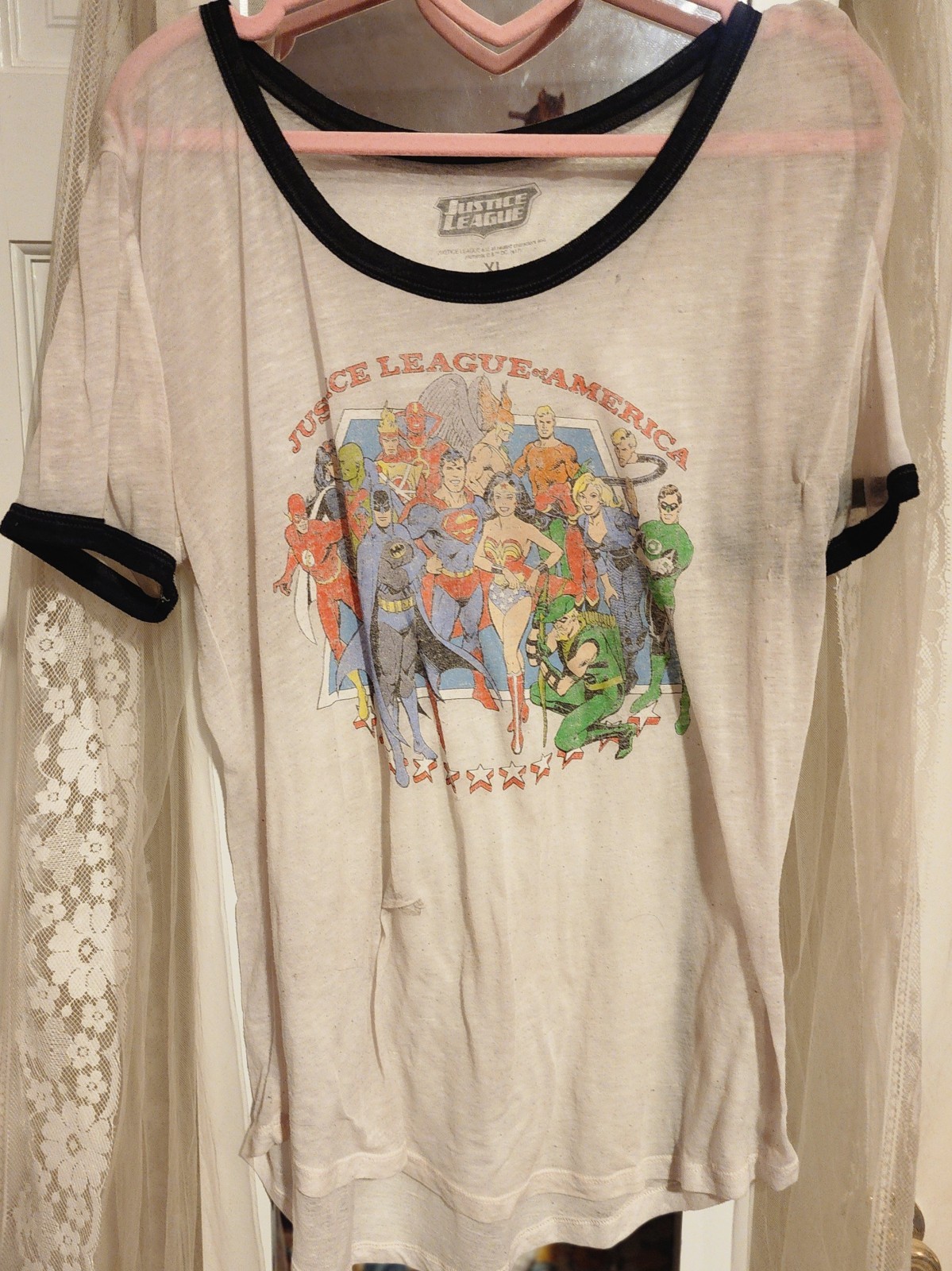 Thrashed Vin 90s DC Comics Justice League America T-Shirt XL Distressed…