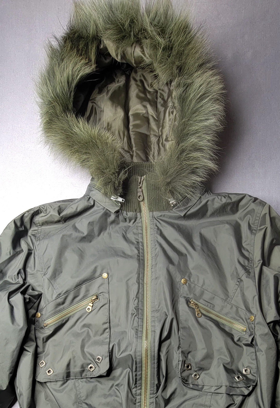 D&G woman Green Hooded Fur Trim Bomber Jacket Lined Full Zip Stand-Up 2