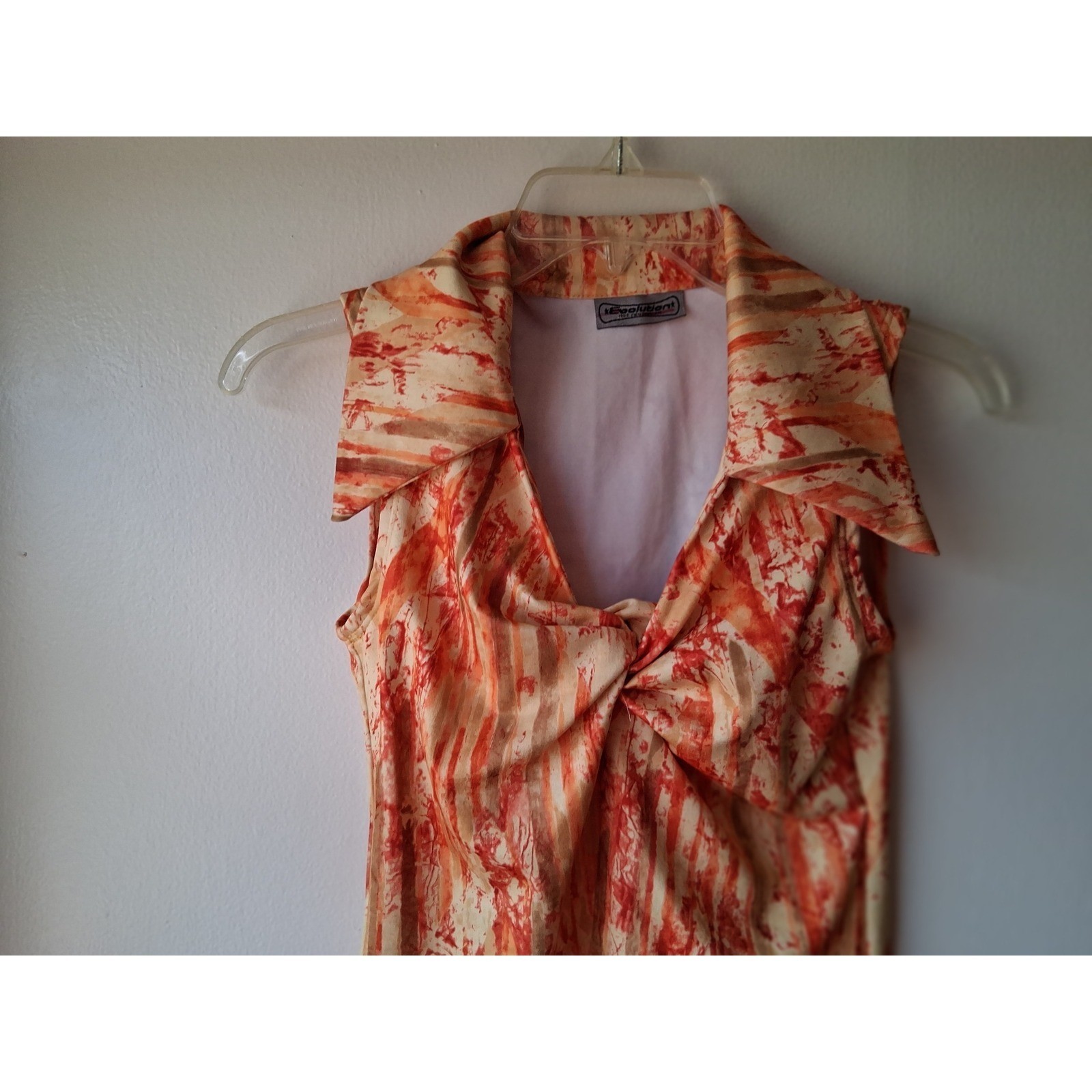 Evolution Not Revolution Womens Orange Abstract Print Twist Front Sleeveless Top
