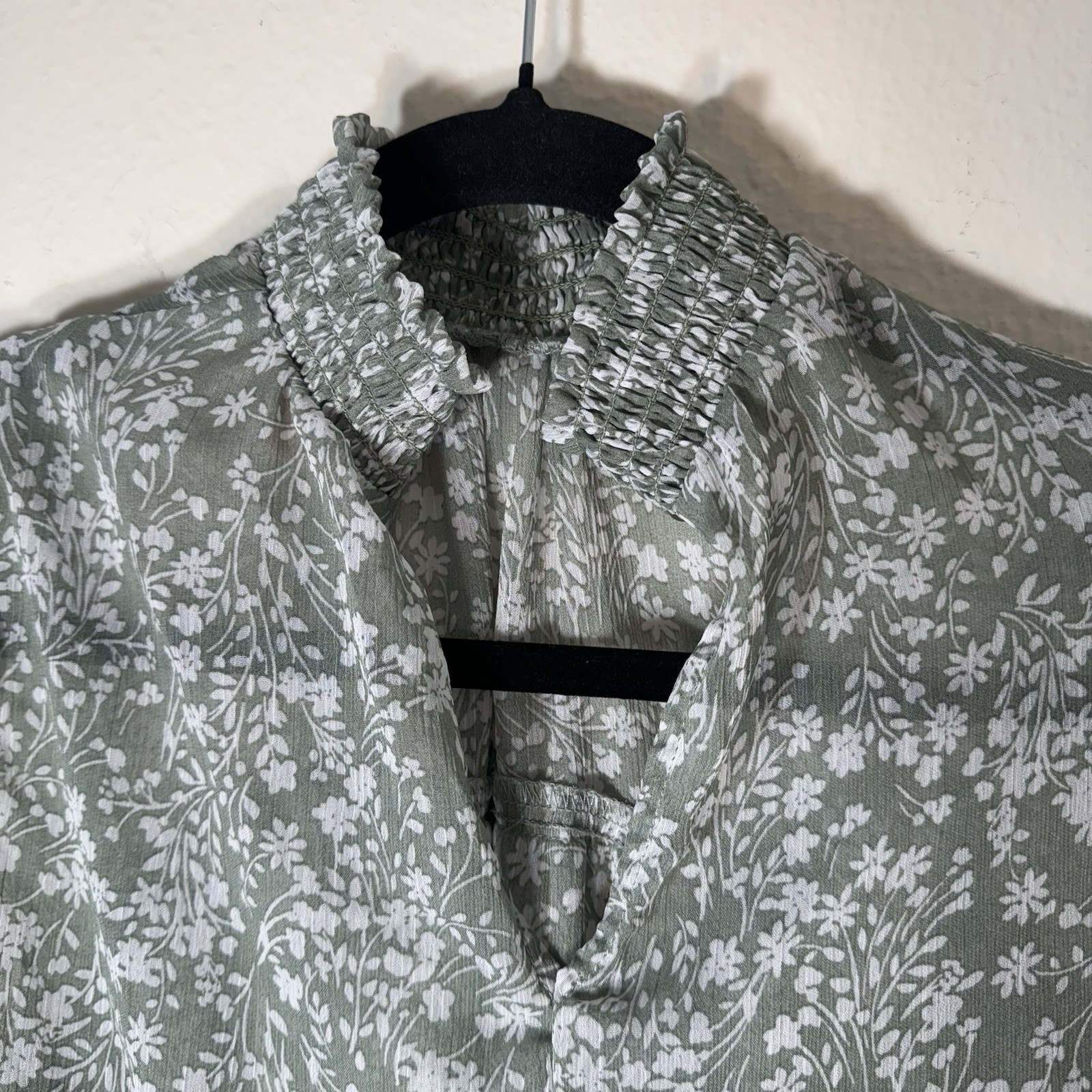 Rabbit Rose Blouse Womens Small Green Sheer Floral Feminine Y2K Babydoll Prairie