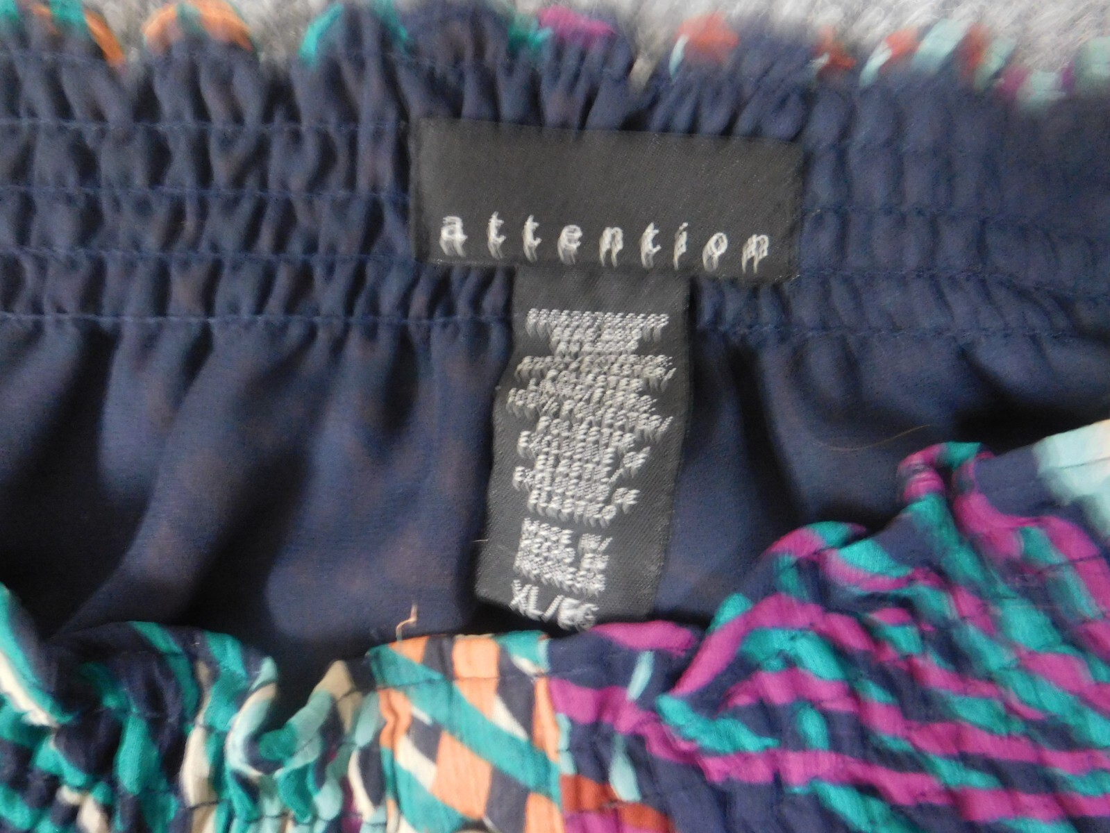 Attention Womens Blouse Extra Large pullover designer