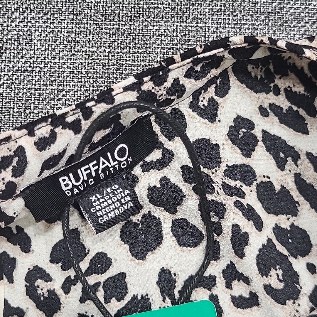 Women’s Animal Print Blouse Top Patch Chest Pocket X-Large Size