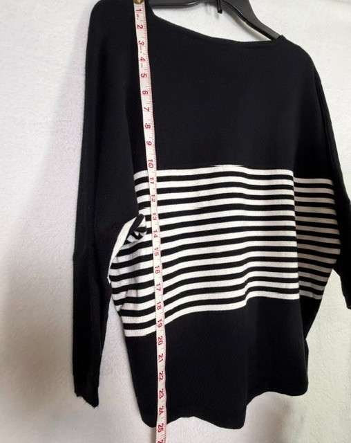 Vila Milano Colorblock Stripe Knit Top Women’s Size L Dolman Sleeve NWT