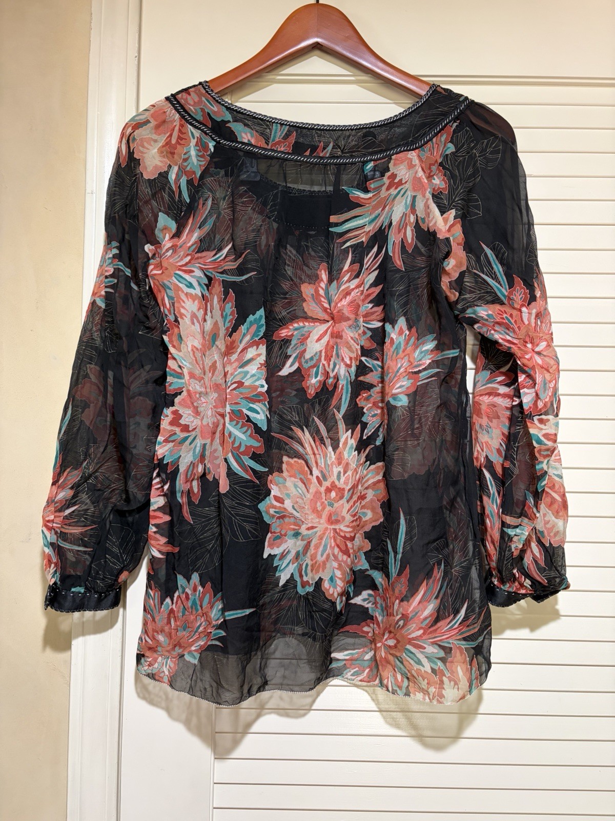 Elie Tahari Airy Floral Blouse, 100% Silk, Sheer, Open Sleeve