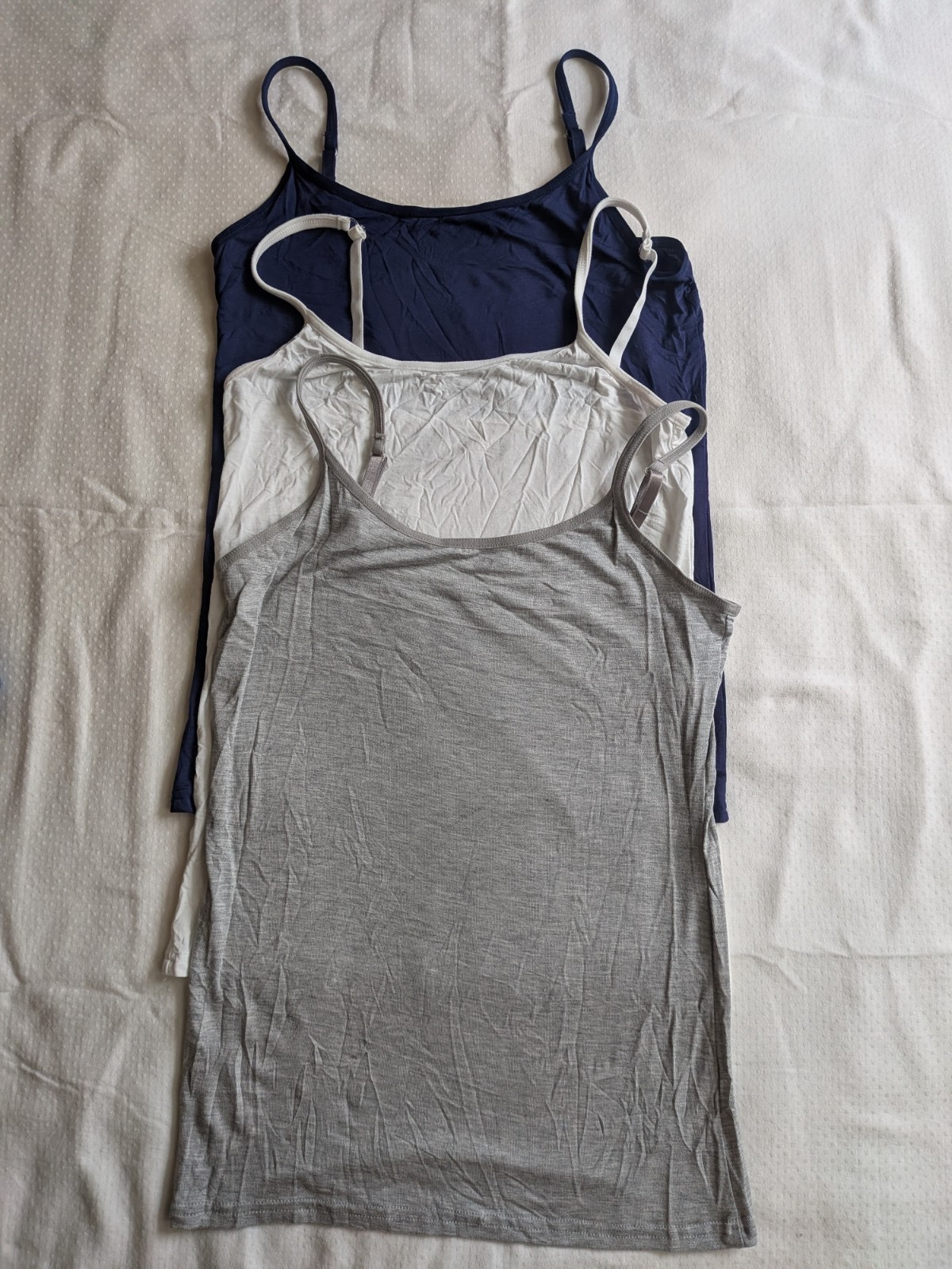 lot of 7 tank tops mixed brands small