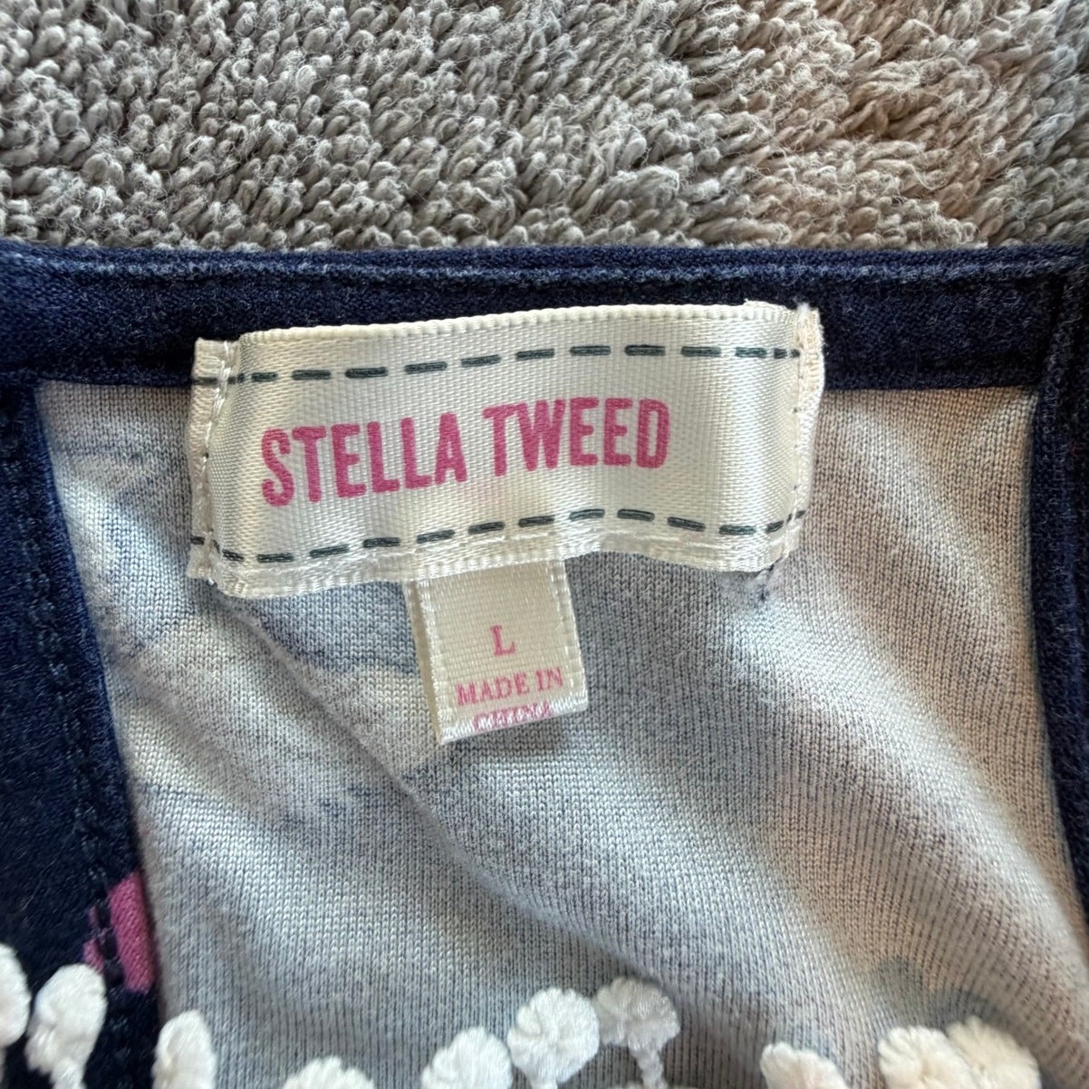 Stella Tweed Lace Floral Tank Top Flowy Comfortable NWOT Flattering Feminine