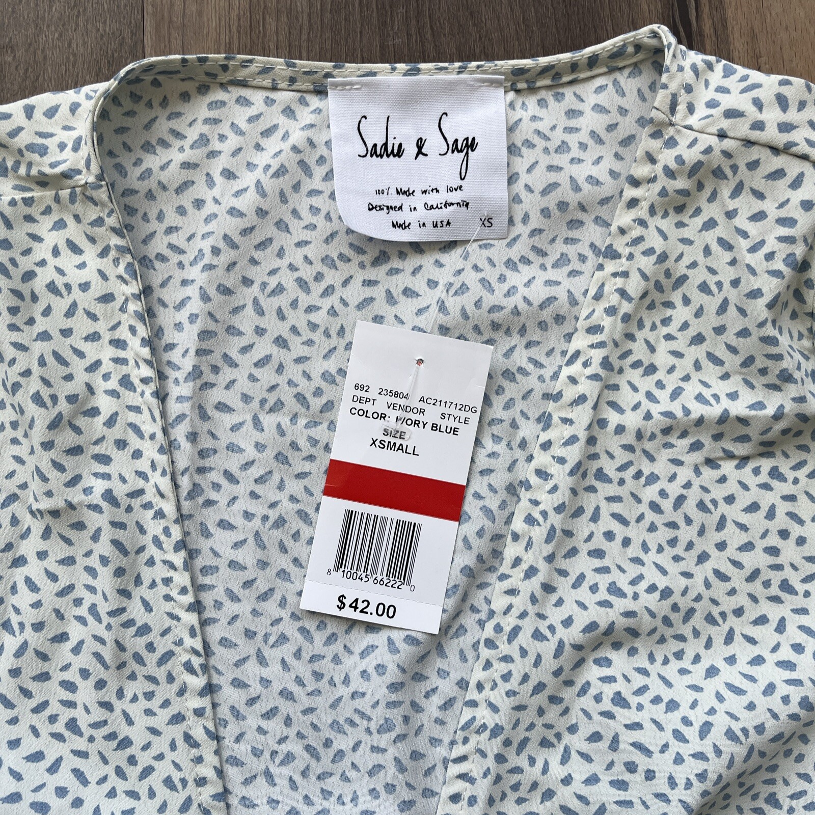 Sadie & Sage Women’s Wrap Blouse Ivory Blue XS Made In USA New With Tags